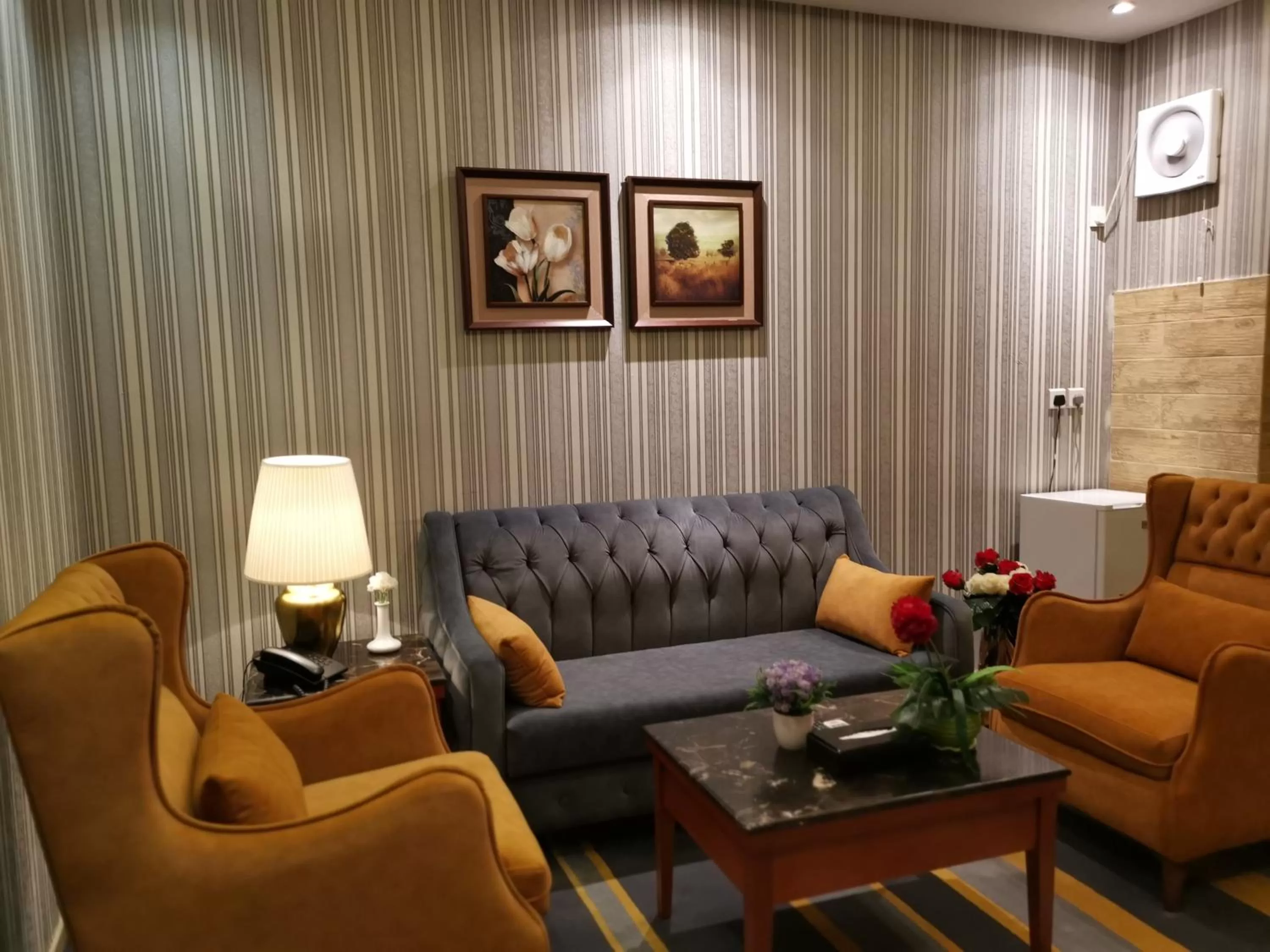 Living room in شاطيء الحياة للأجنحة الفندقية shaty alhayat