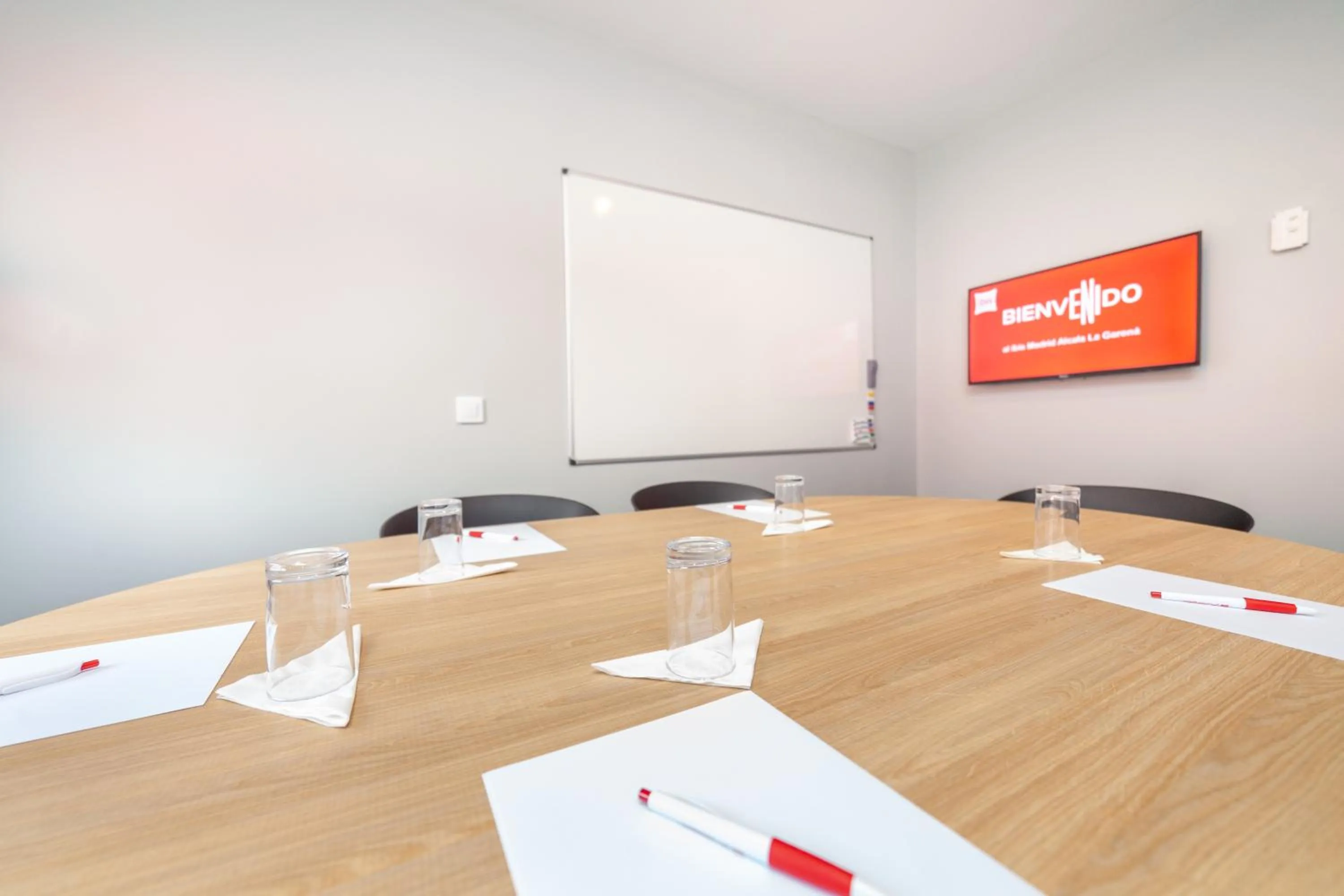 Meeting/conference room in Ibis Alcala de Henares La Garena