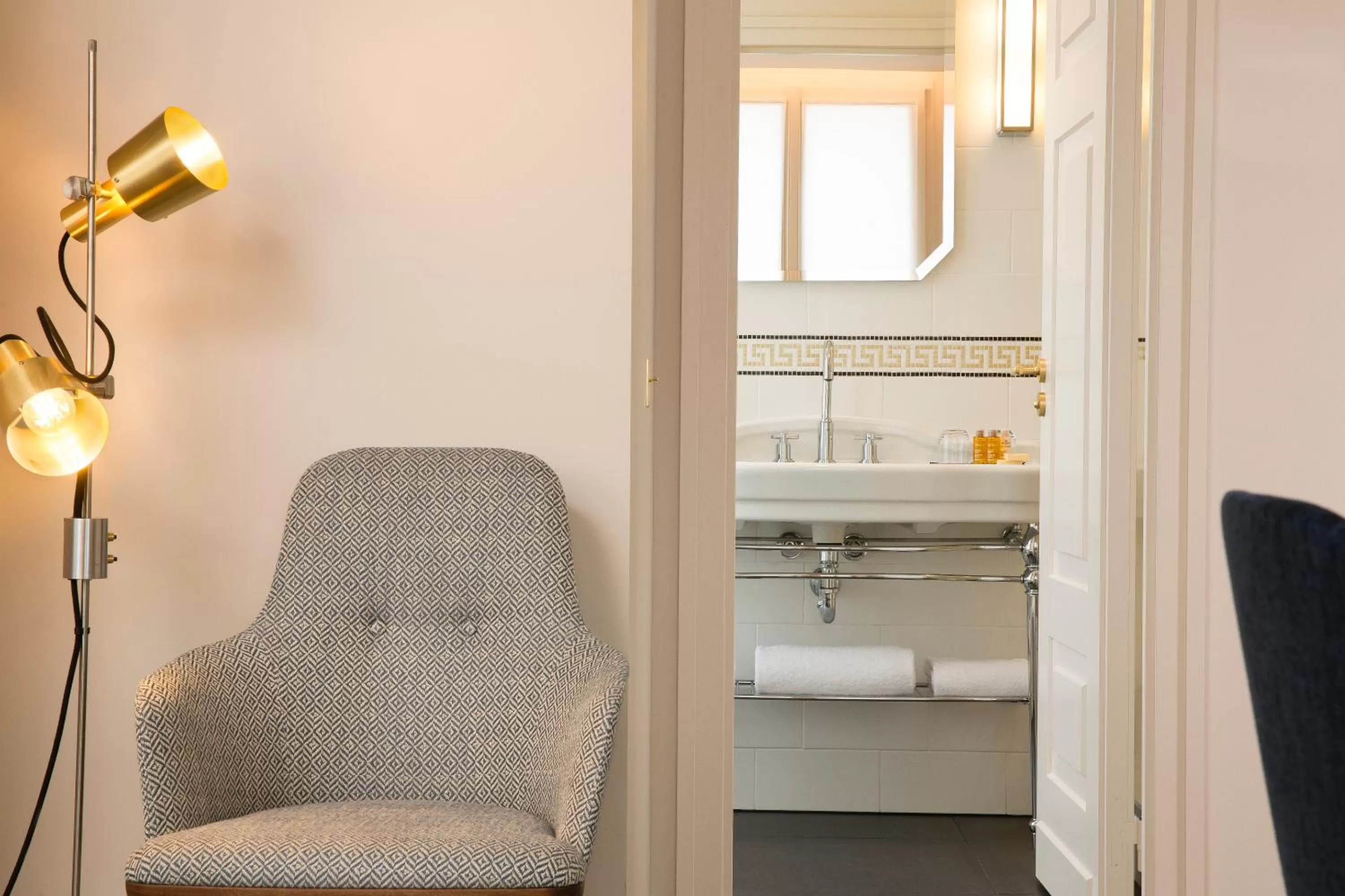 Bathroom in Le Tsuba Hotel