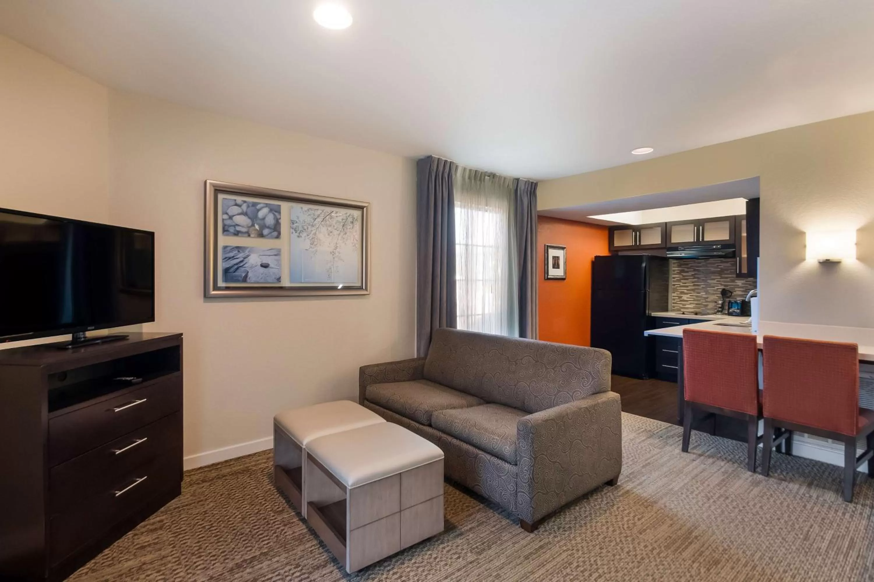 One-Bedroom King Suite in Sonesta ES Suites Dulles Airport