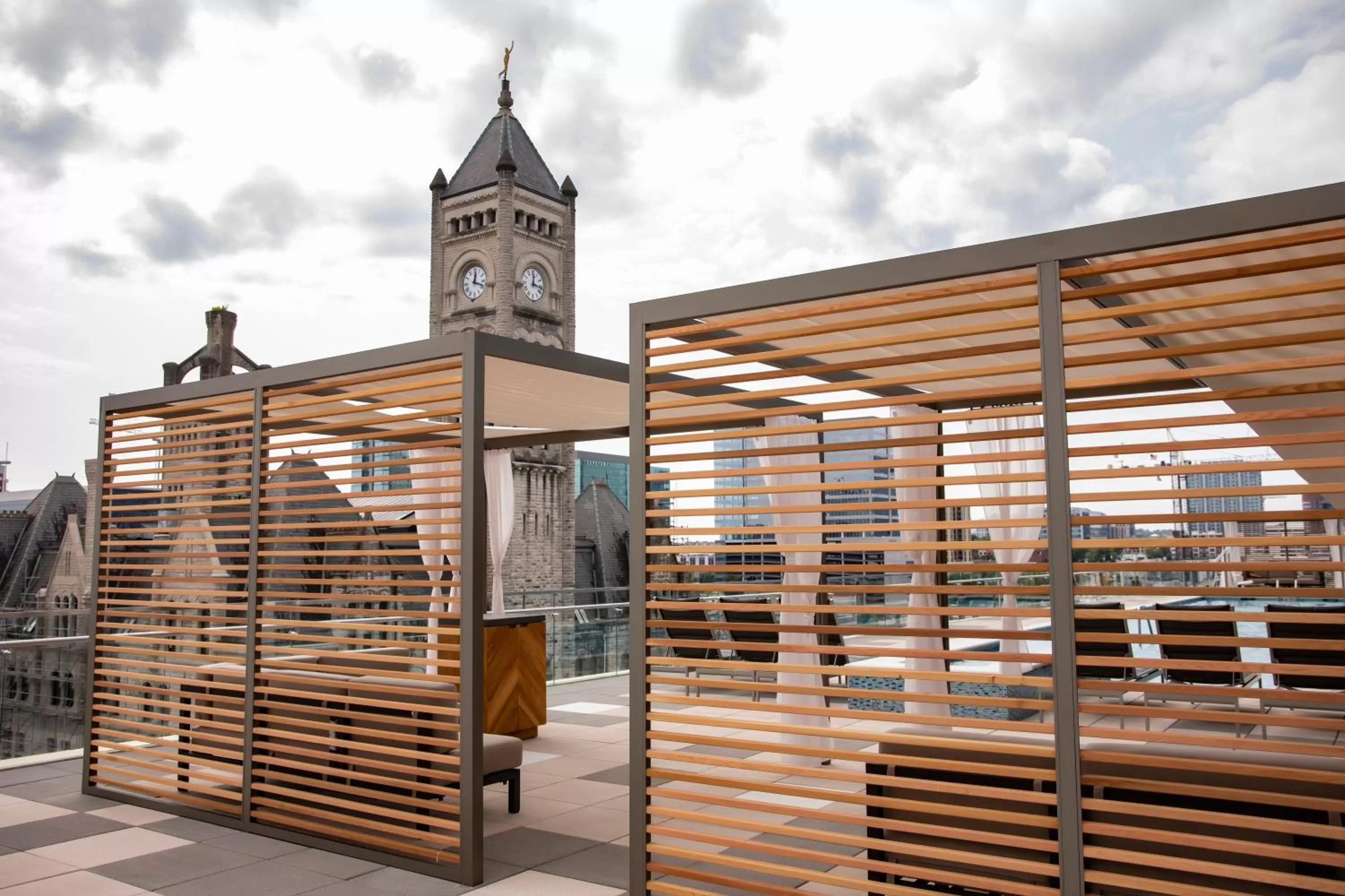 Pool view in Grand Hyatt Nashville