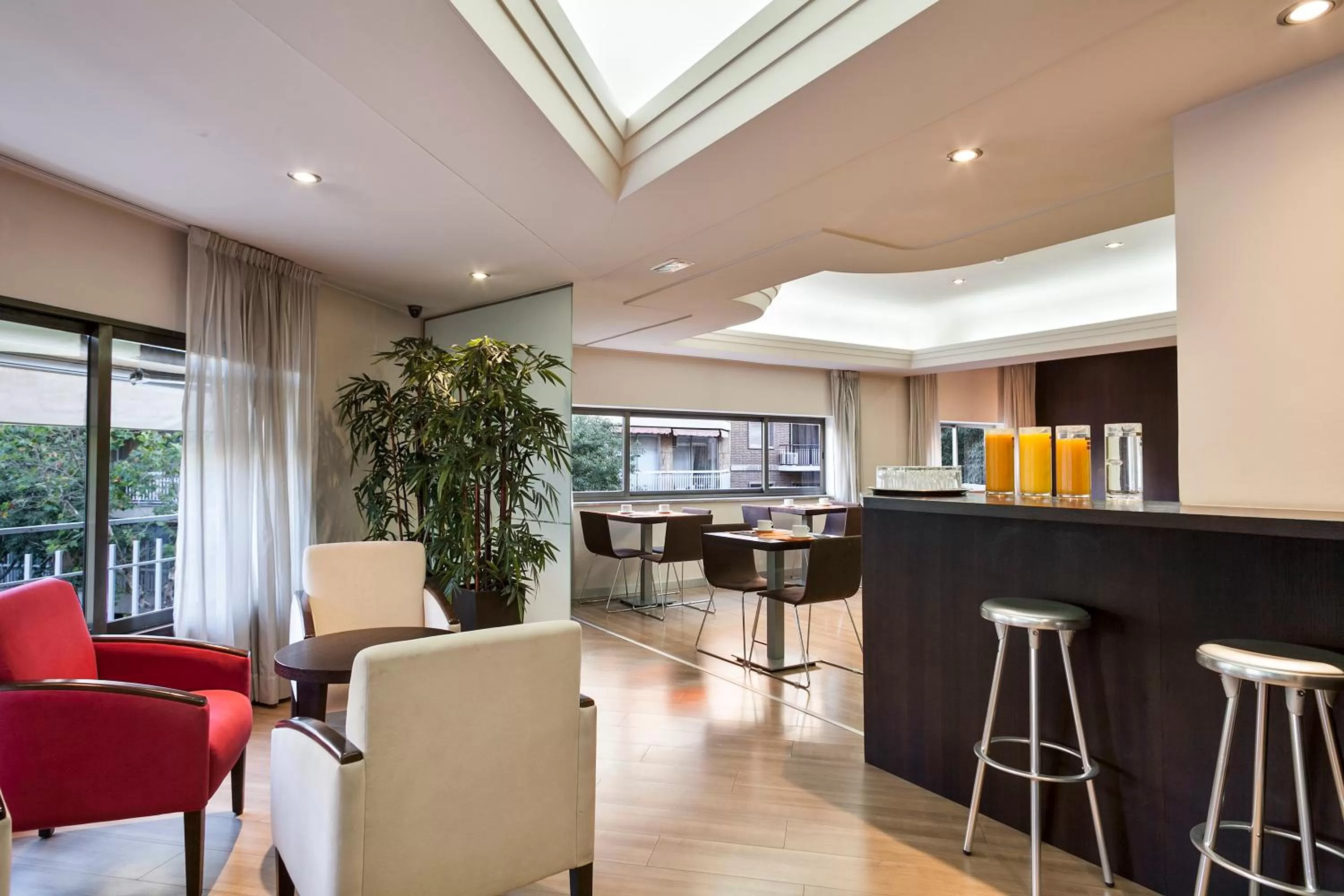 Lounge or bar in Acta Antibes