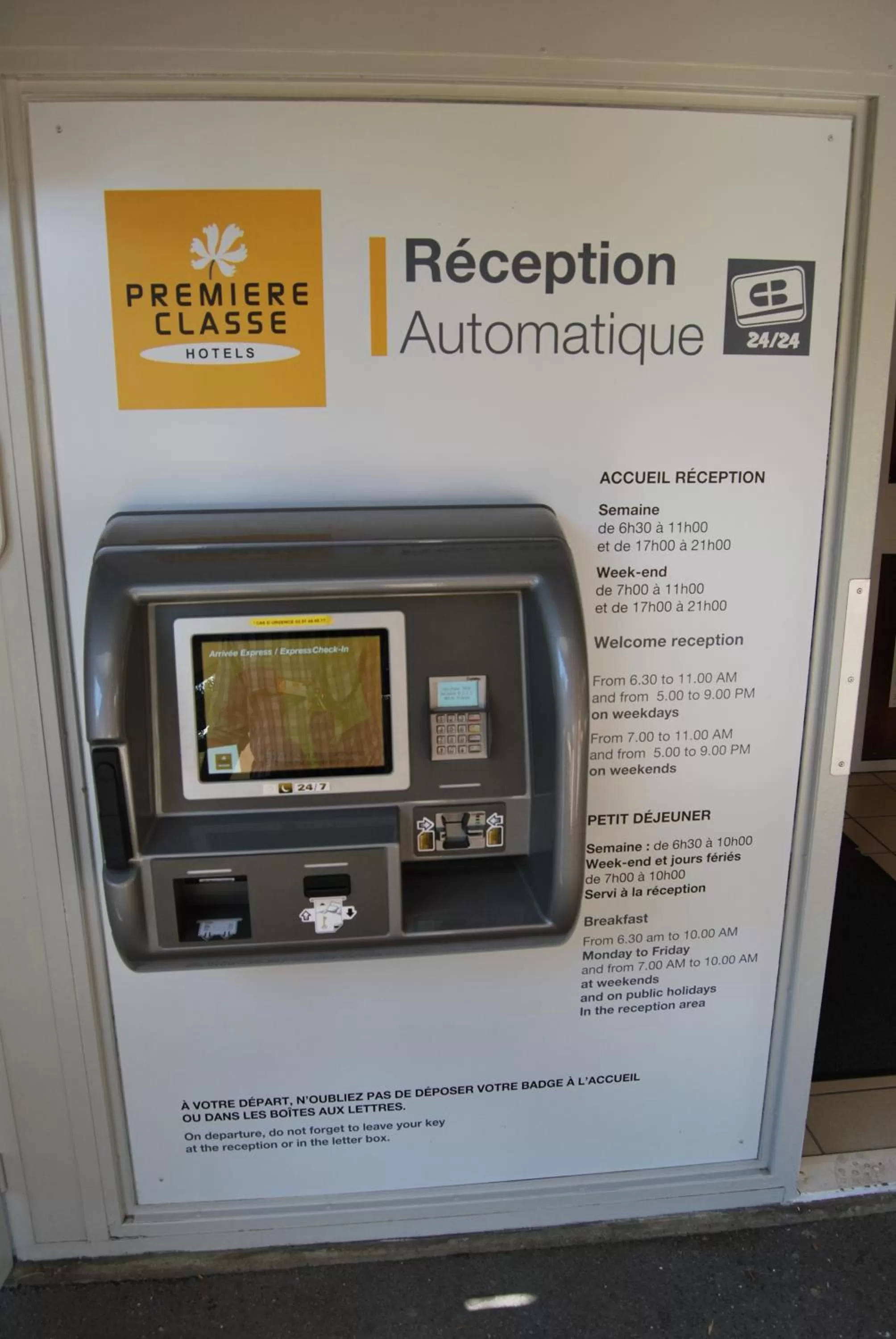 Lobby or reception in Premiere Classe Vannes