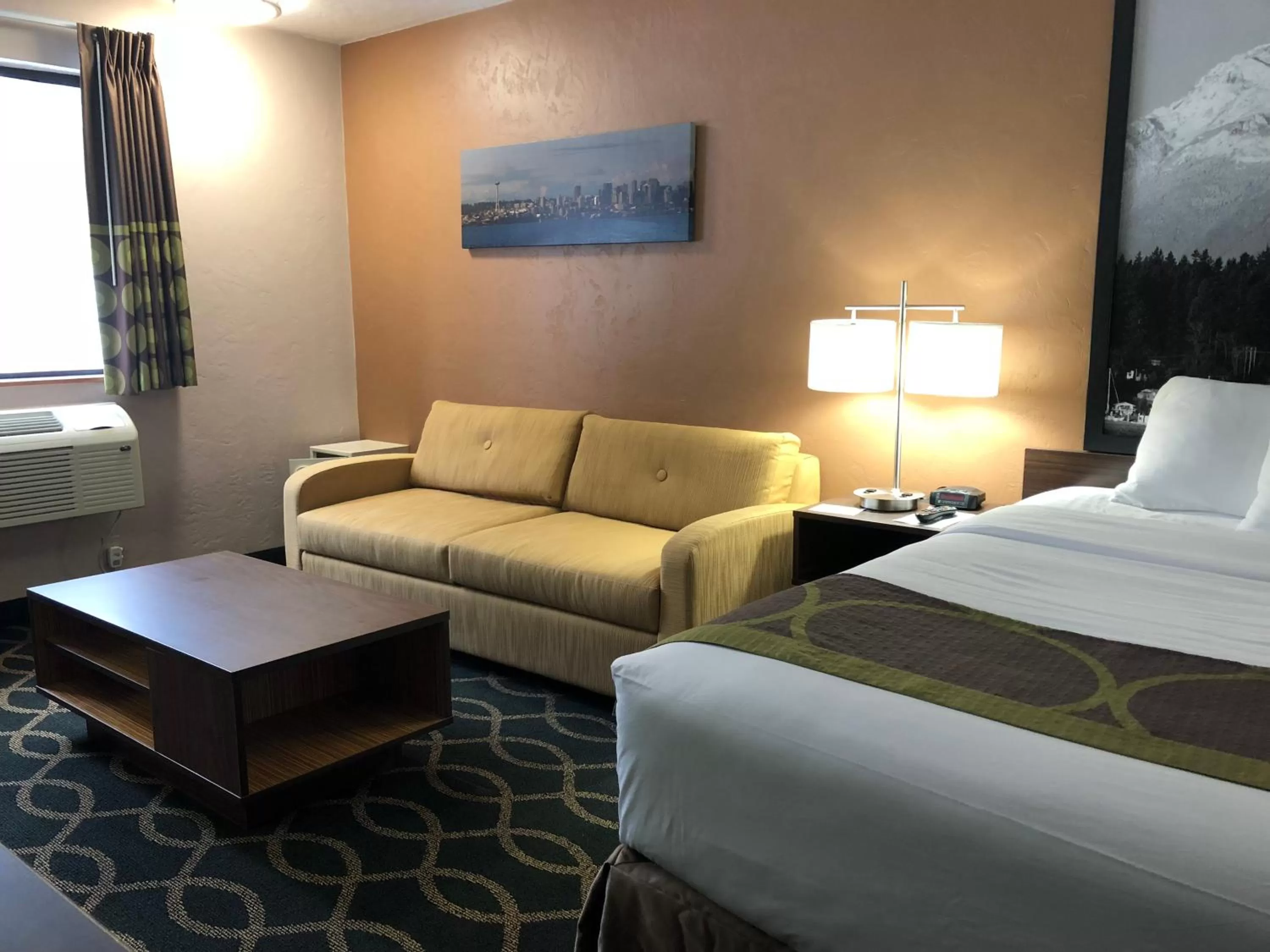 Seating area, Bed in Super 8 by Wyndham Port Angeles at Olympic National Park