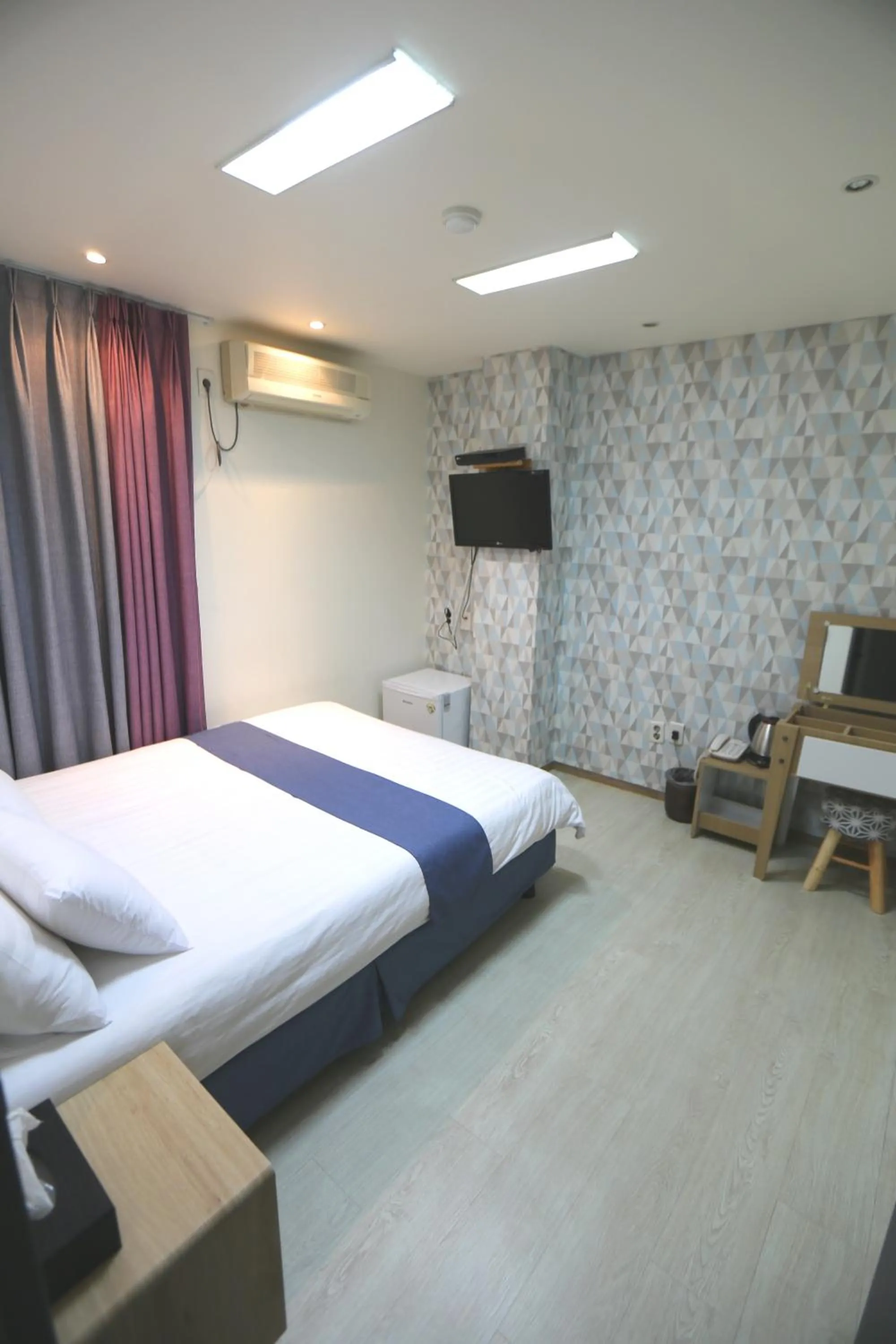Bedroom, Bed in Must Stay Hotel Myeongdong