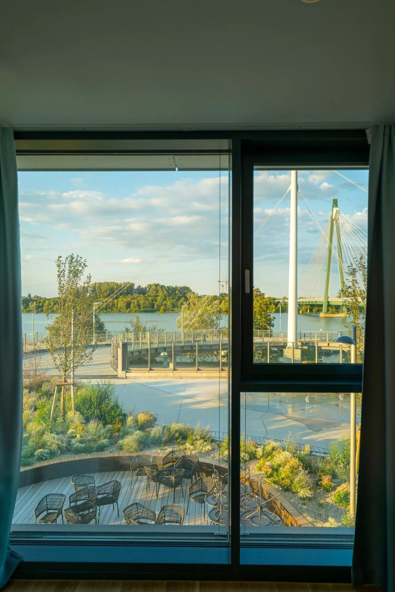 Vienna Residence, Marina Tower - Danube