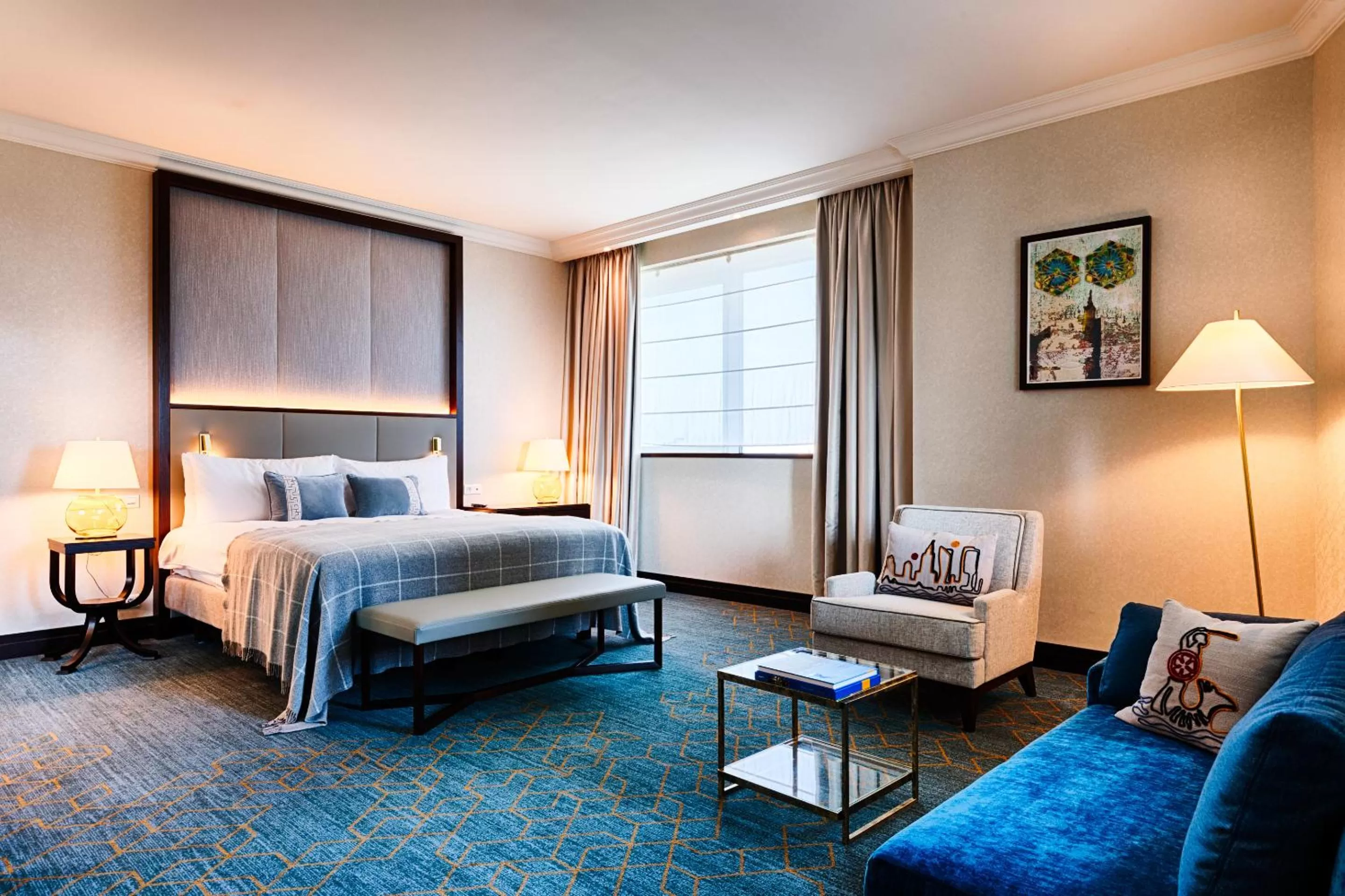 1 King Junior Suite Sofa Bed - Lower Floor in InterContinental Warszawa by IHG