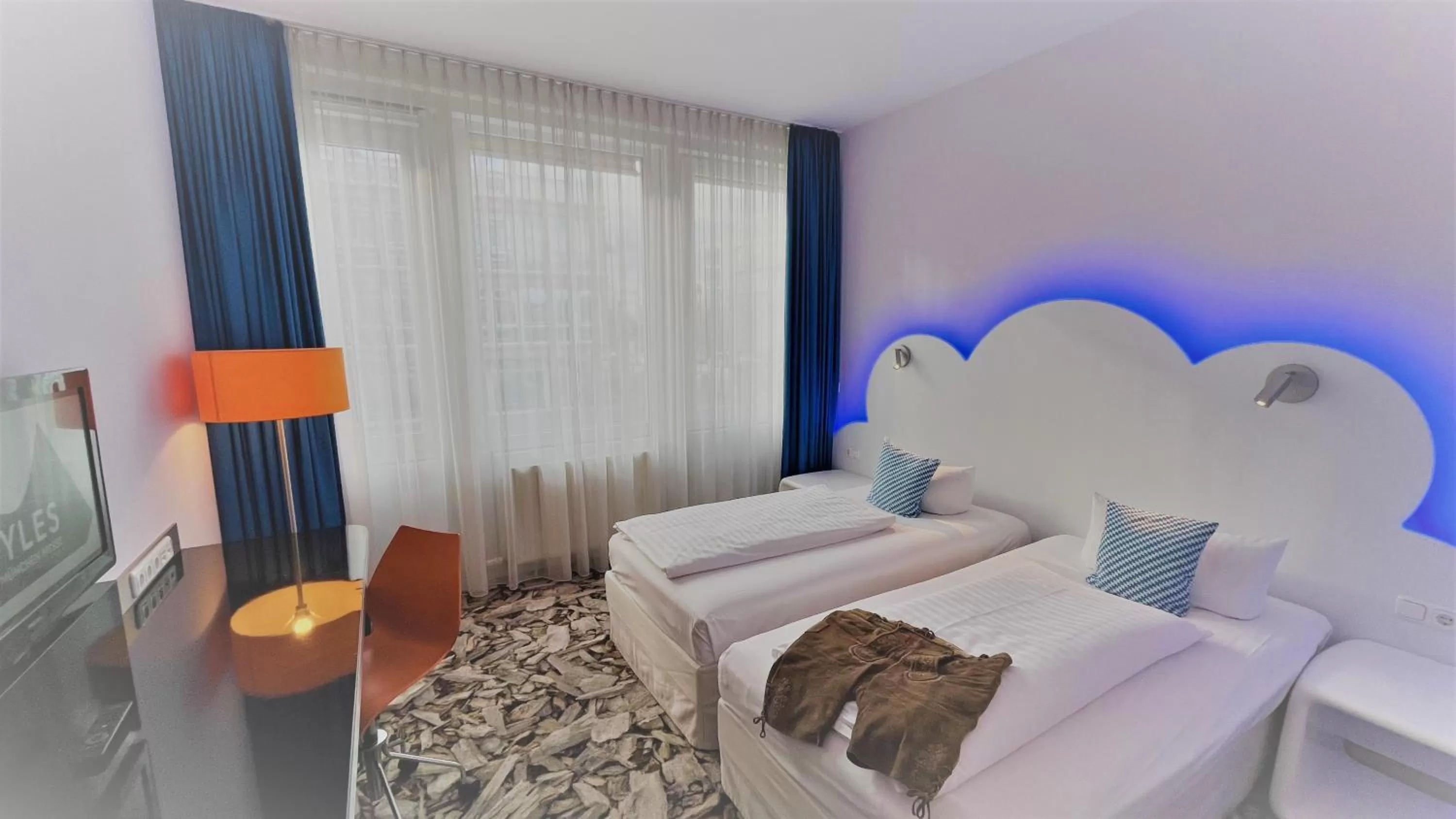 Bedroom, Bed in Styles Hotel München Messe