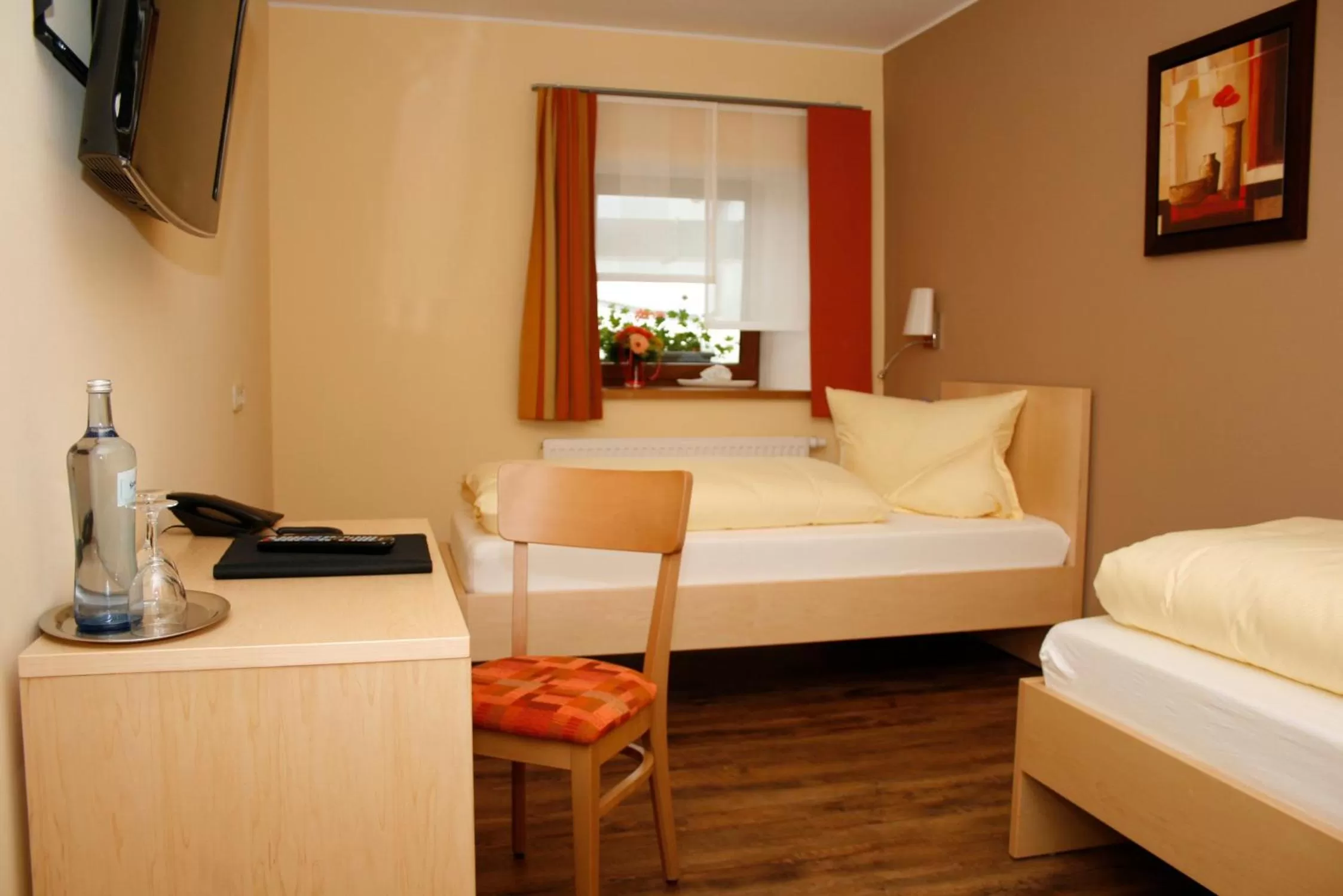 Bed in Hotel Gasthof zur Post