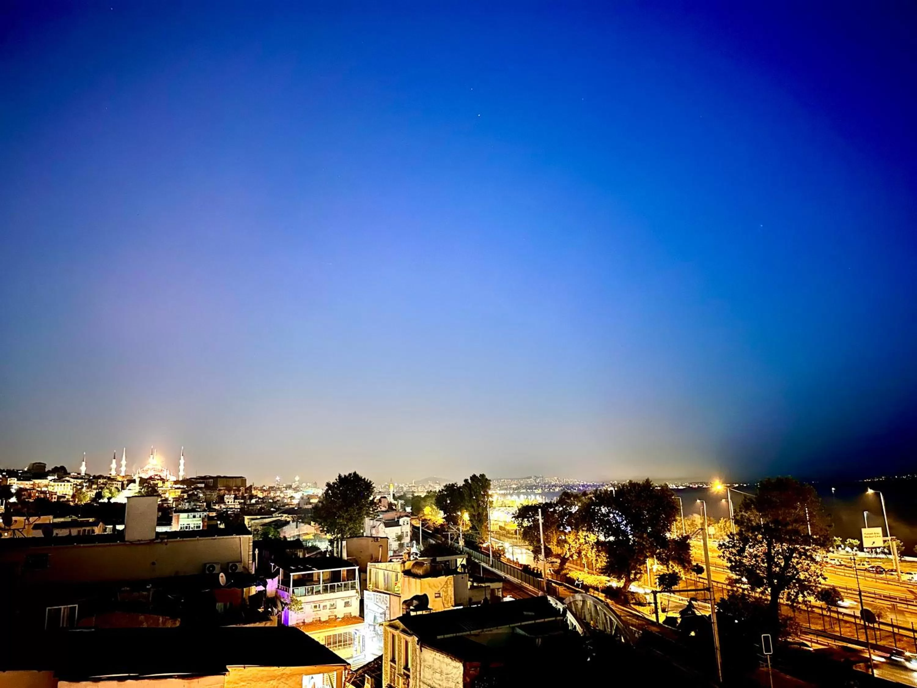 Property building in Newalla Hotel Old City