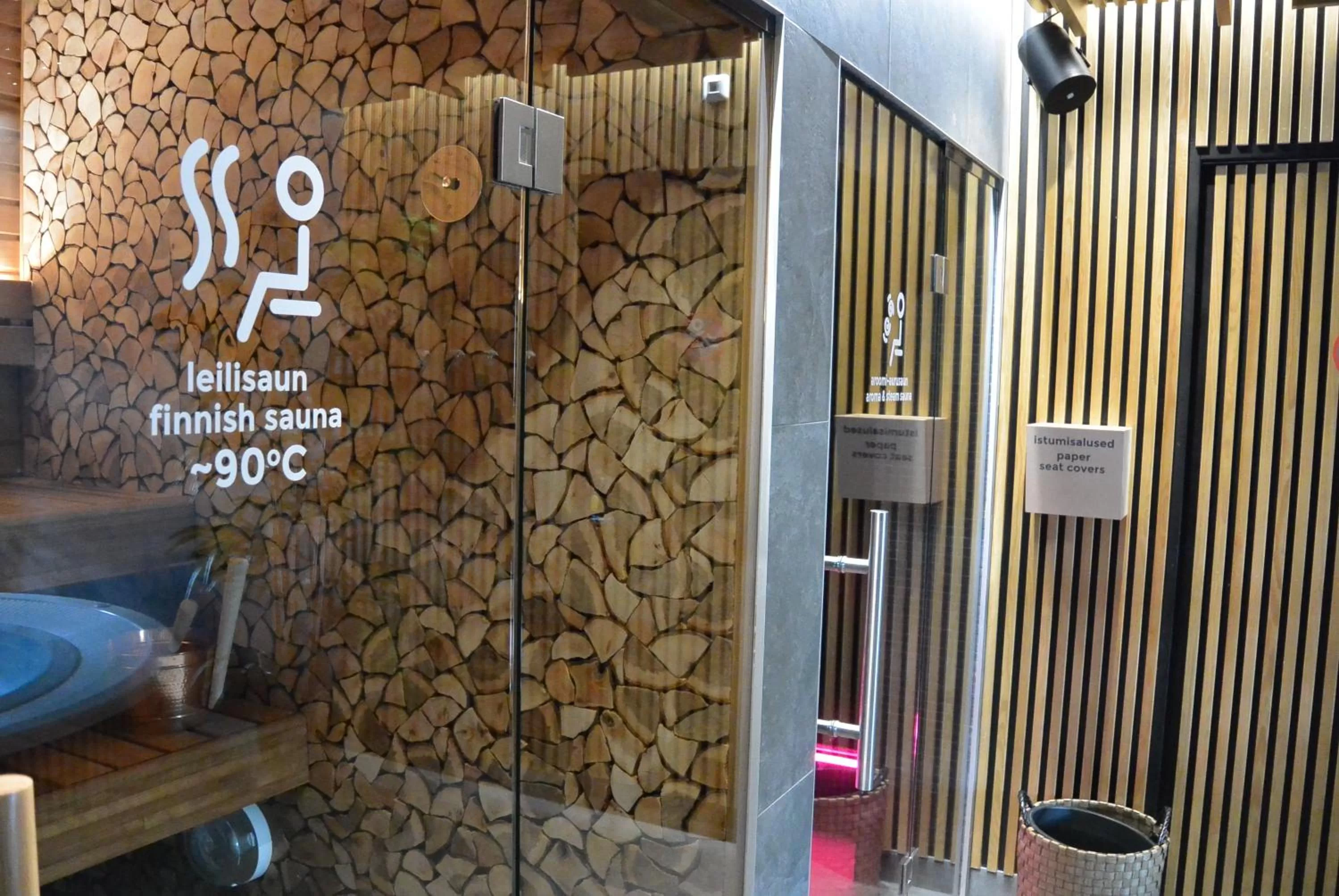 Sauna, Bathroom in Pesa Hotel