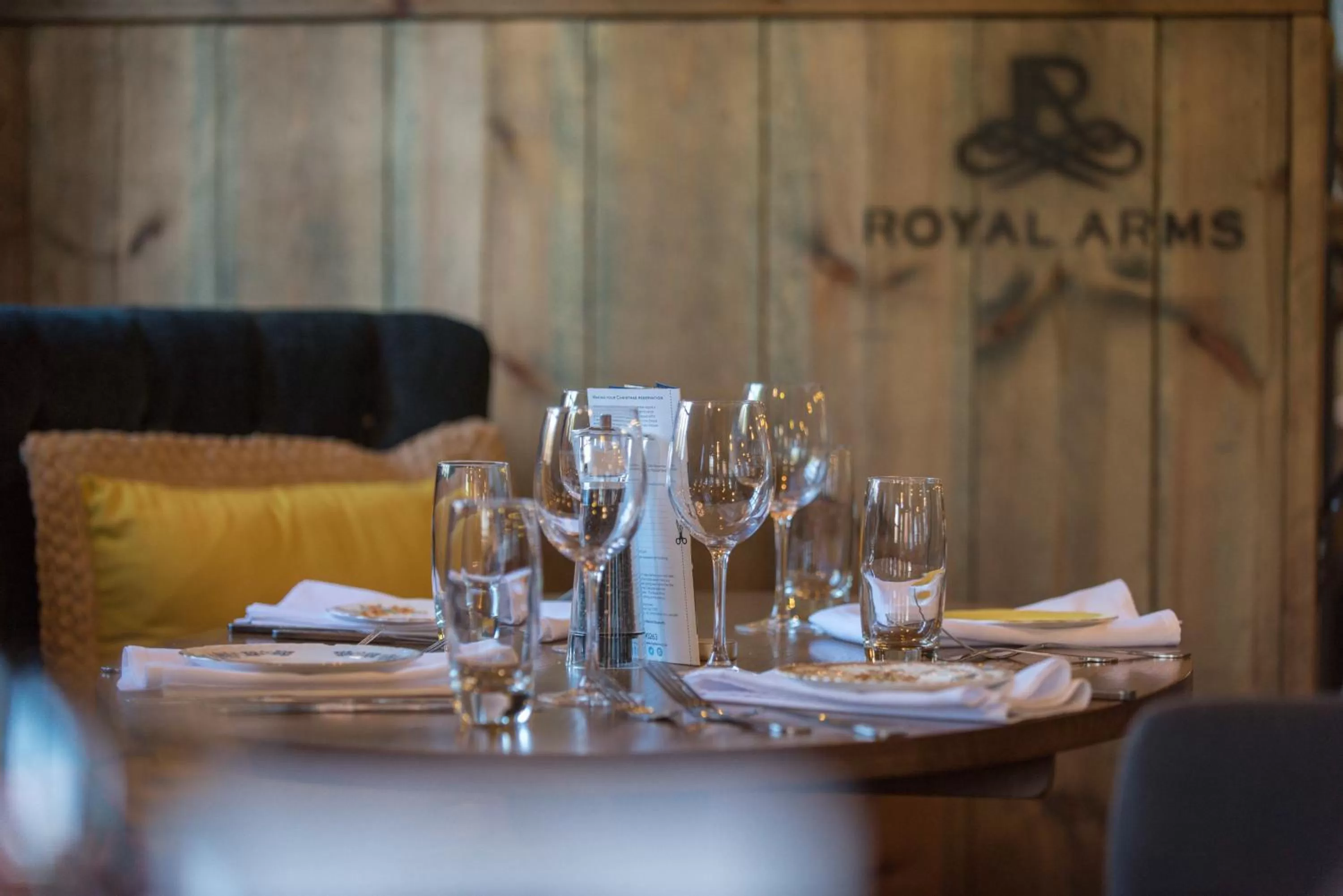 Restaurant/places to eat in The Royal Arms Bed & Breakfast