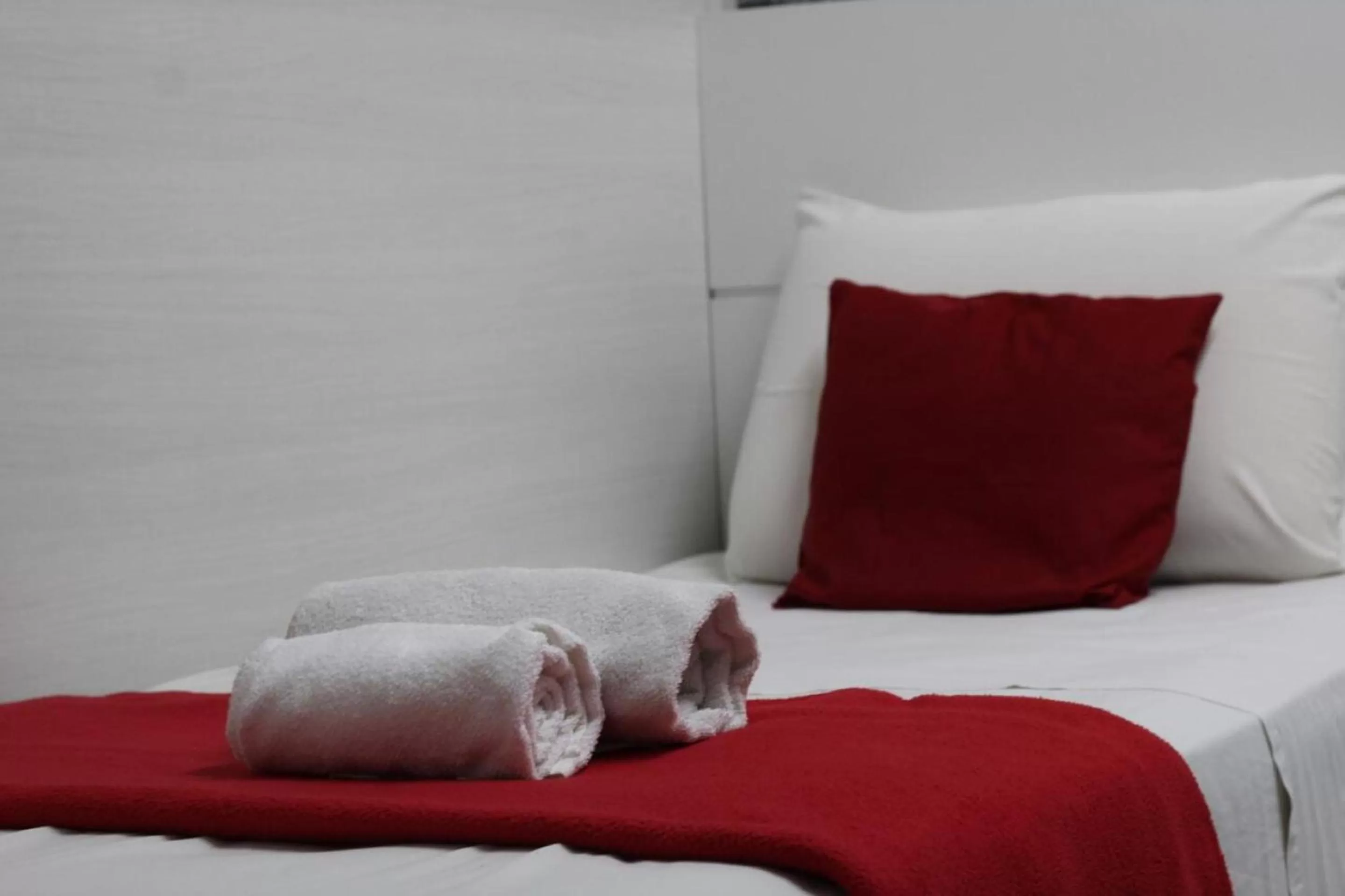 Bedroom, Bed in Compacto Hotel