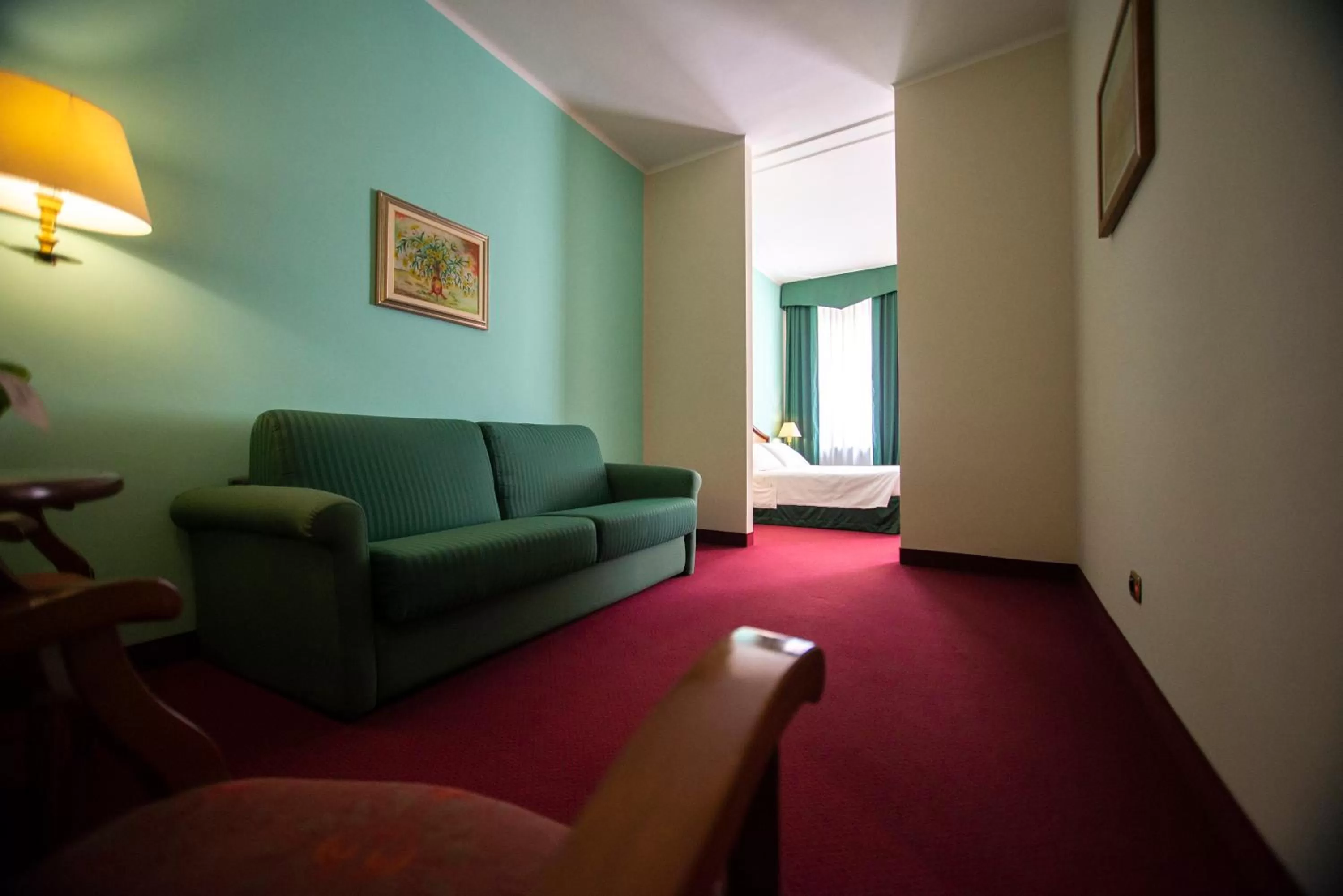 Seating area in Alli Due Buoi Rossi