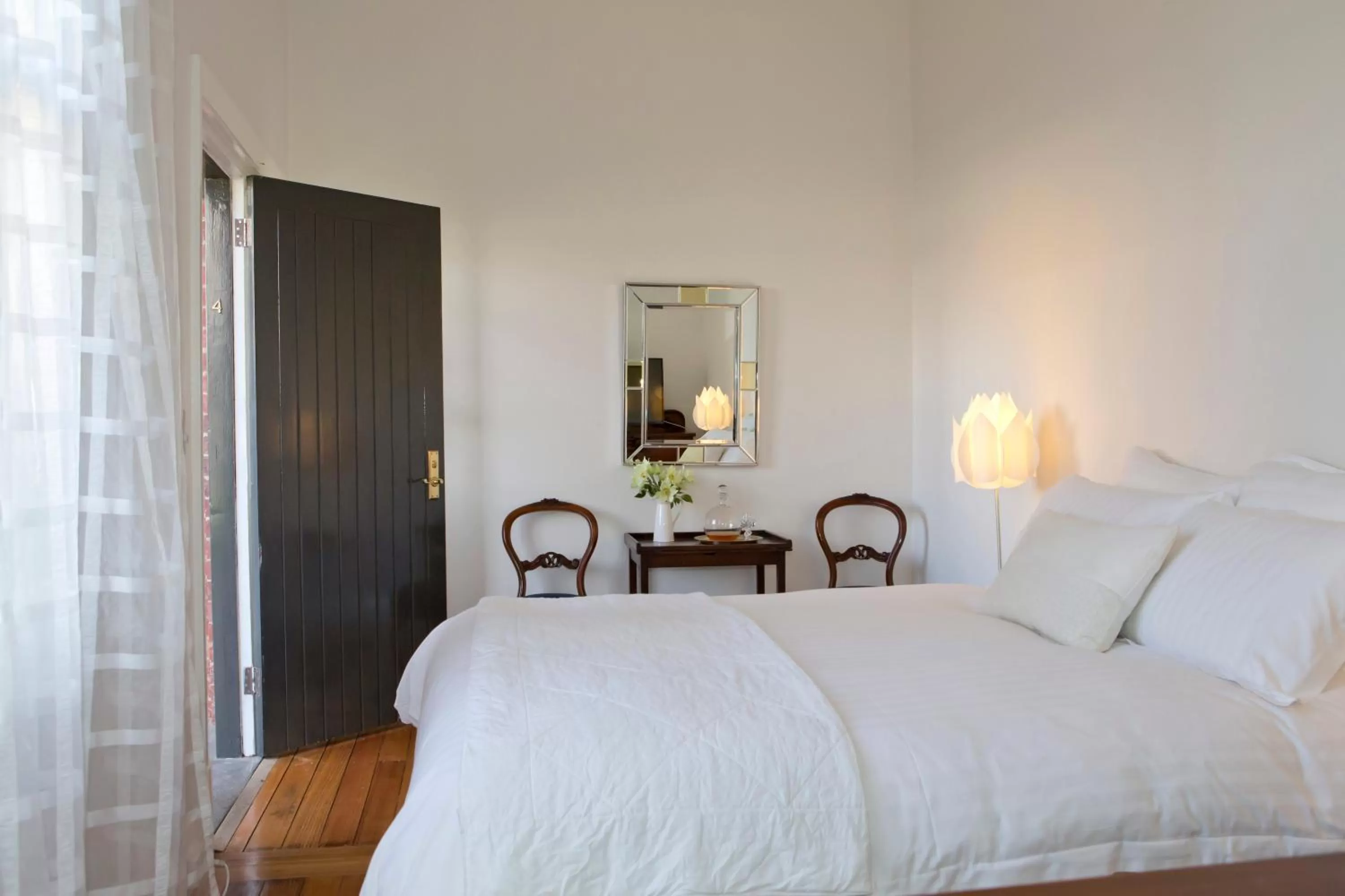 Photo of the whole room, Bed in Mollisons