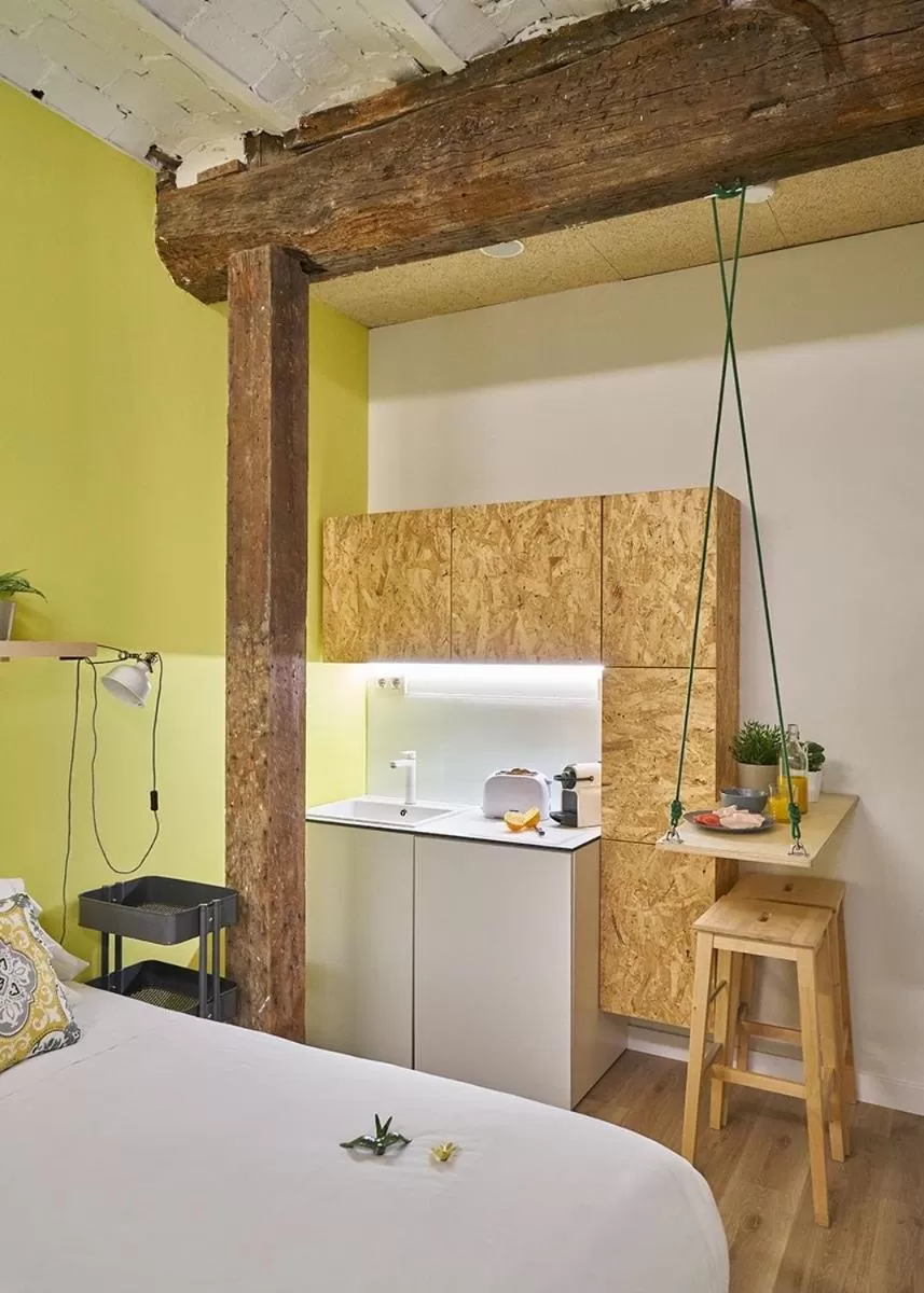 kitchen, Bed in Urban Suite Santander