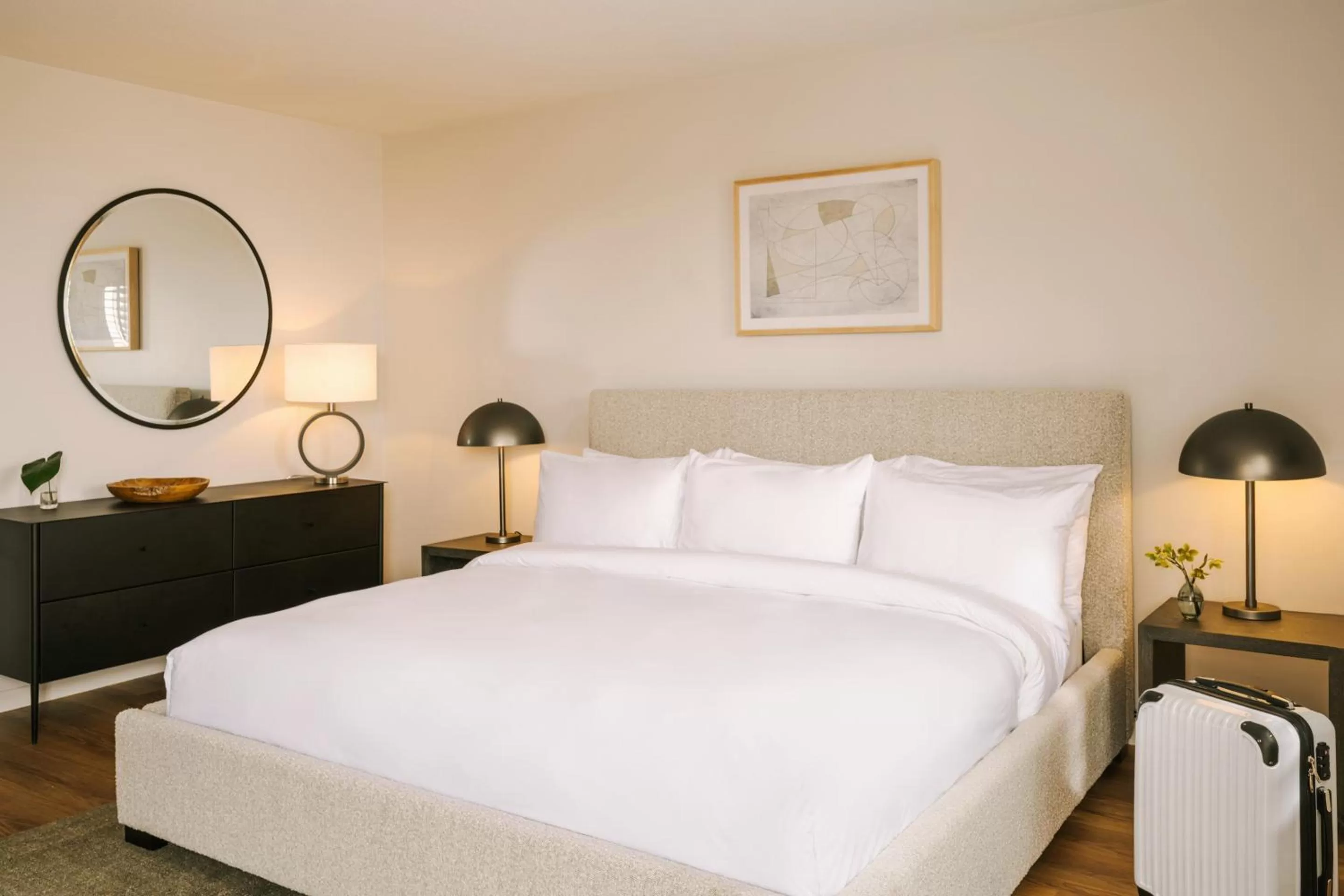 King Room in Sonder La Ensenada