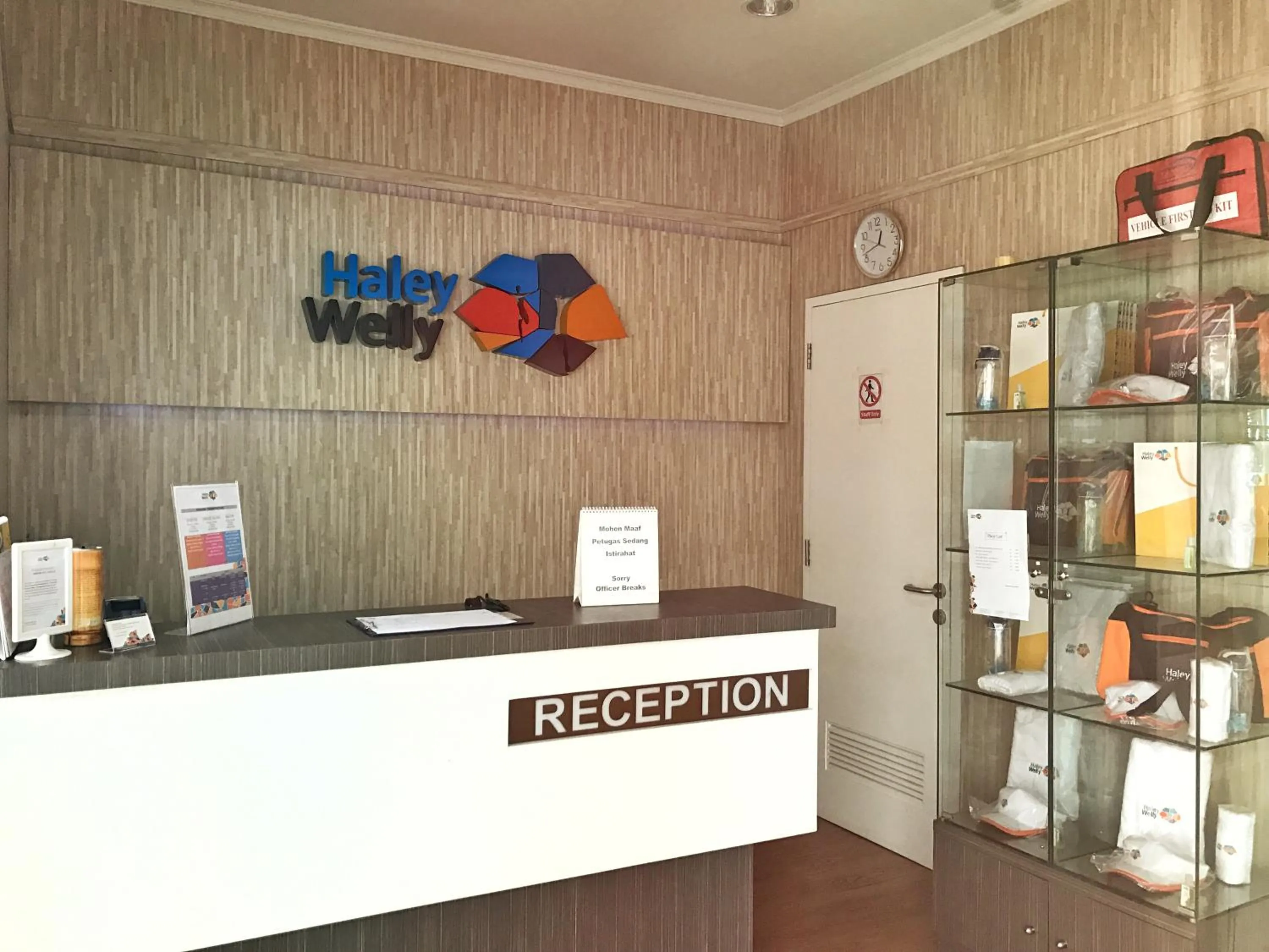 Fitness centre/facilities in Ravarine Suite Apartment