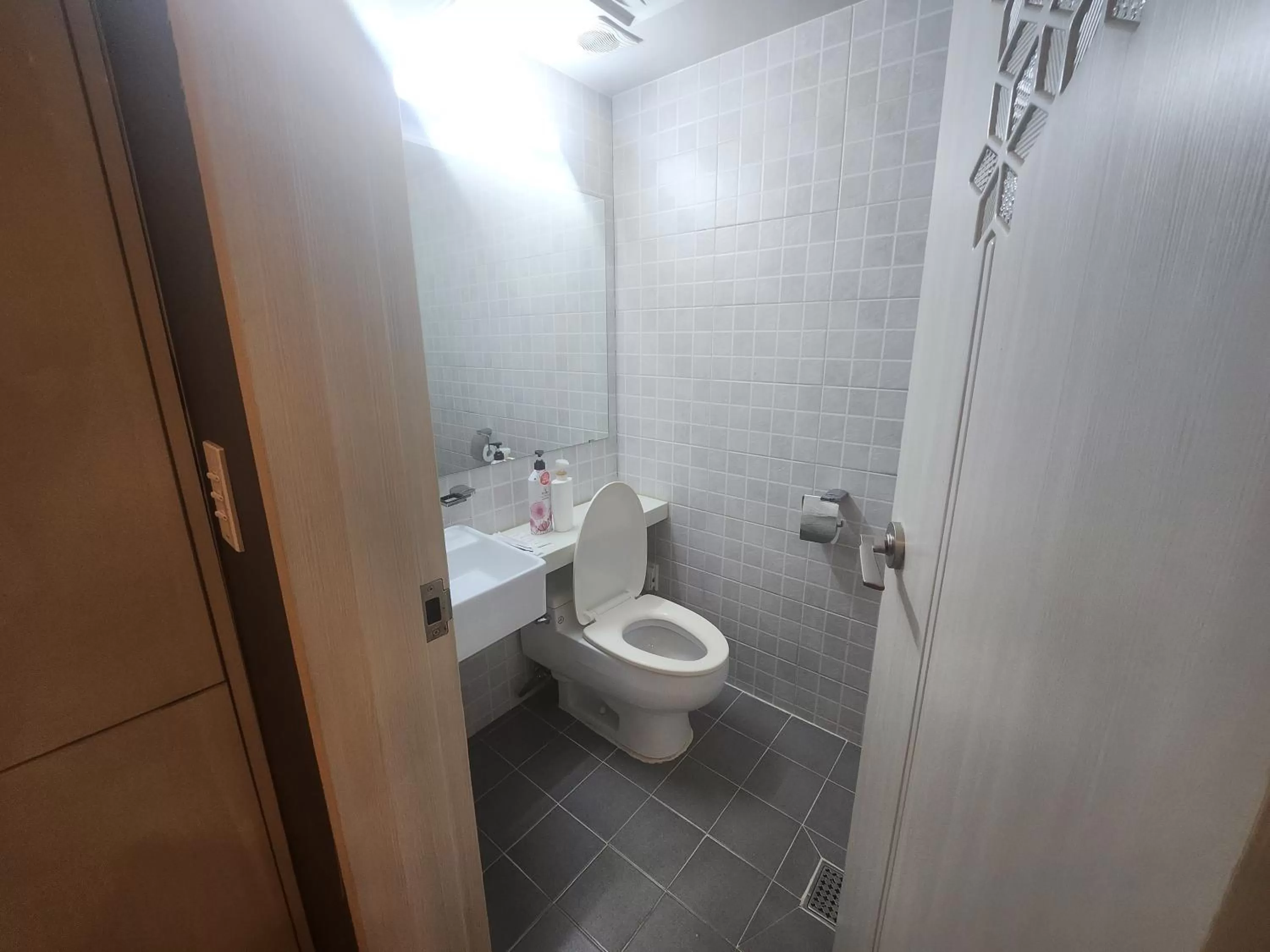 Toilet in Olive hostel R(Residence)