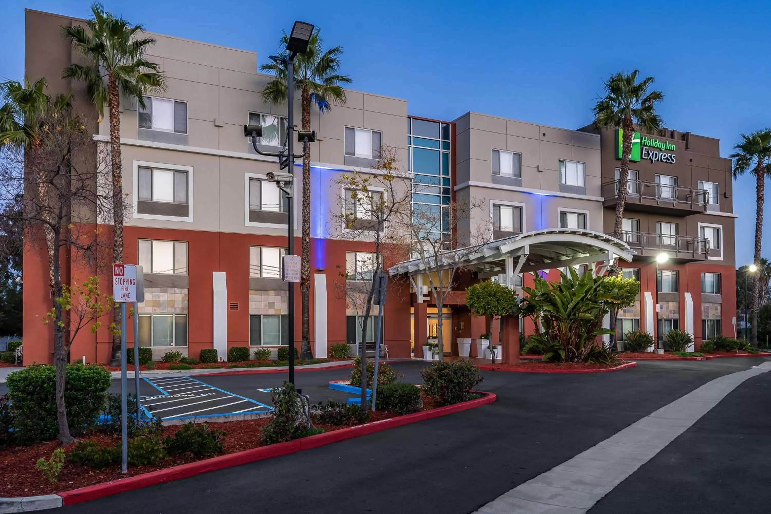 Property building in Holiday Inn Express Fremont - Milpitas Central by IHG