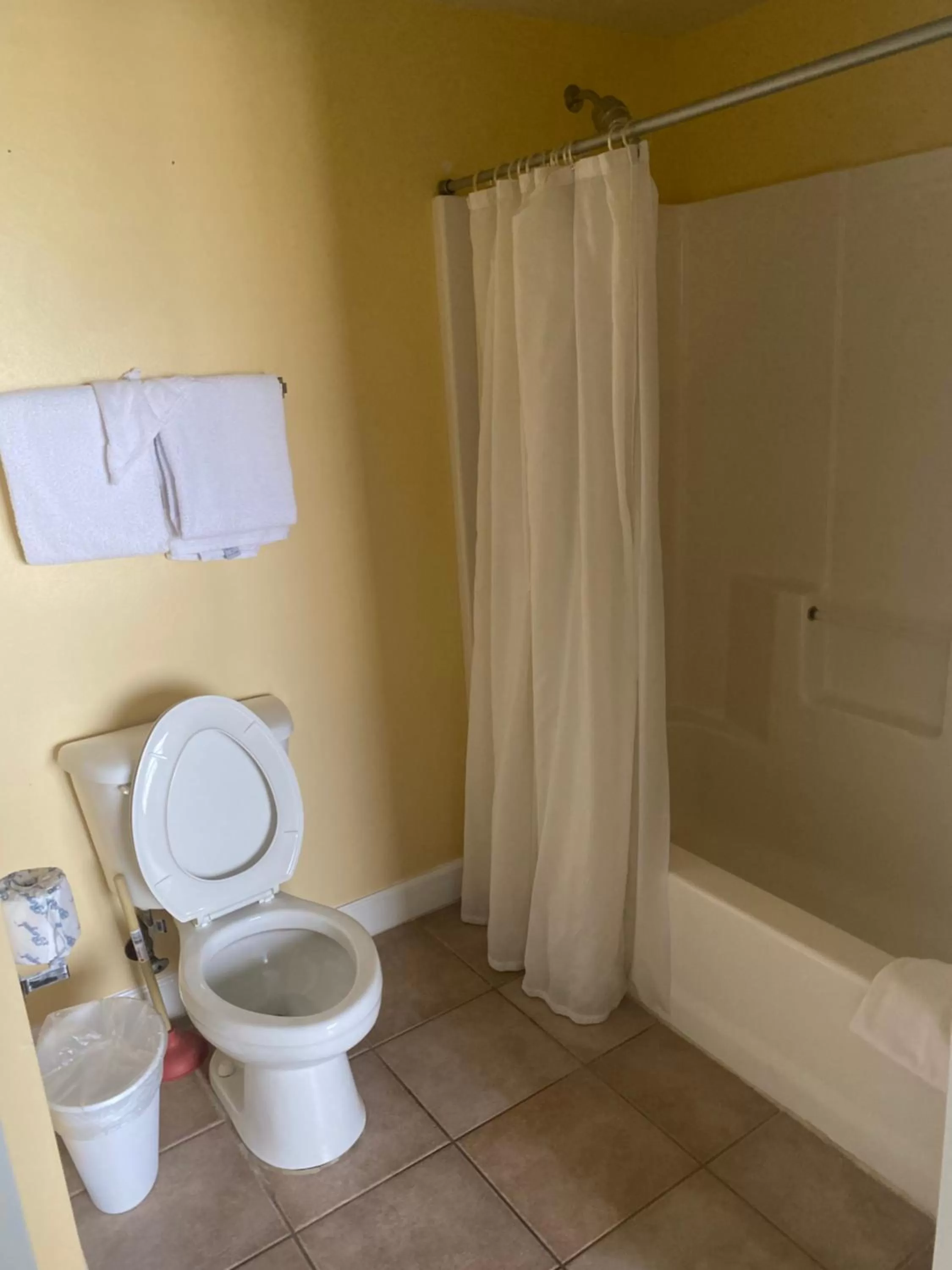 Shower in Shores of Panama Resort