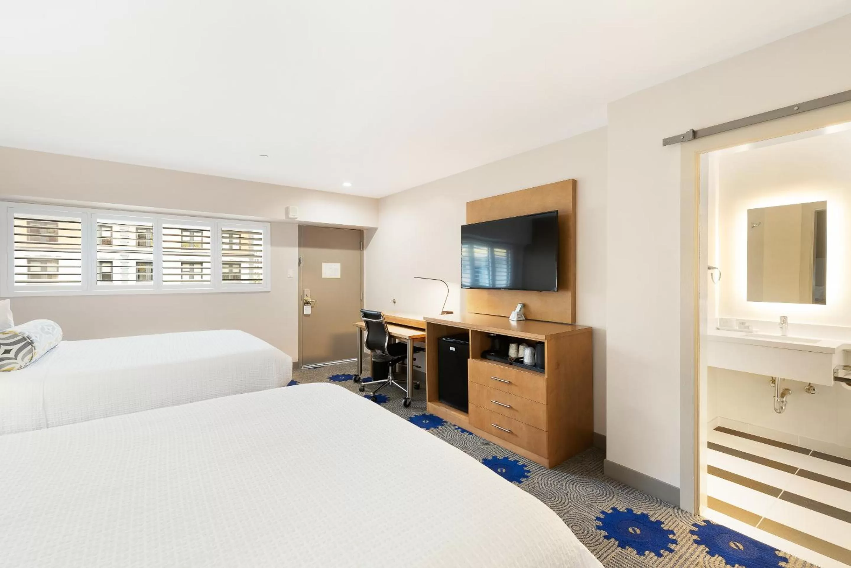 Bed in Best Western Red Coach Inn