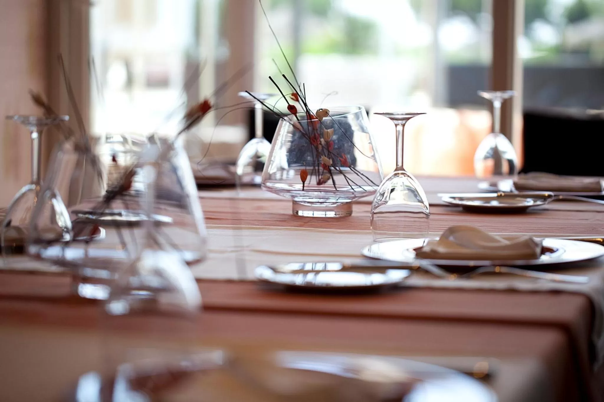 Restaurant/places to eat in MS Aparthotel