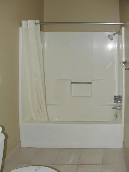 Holland Inn and Suites