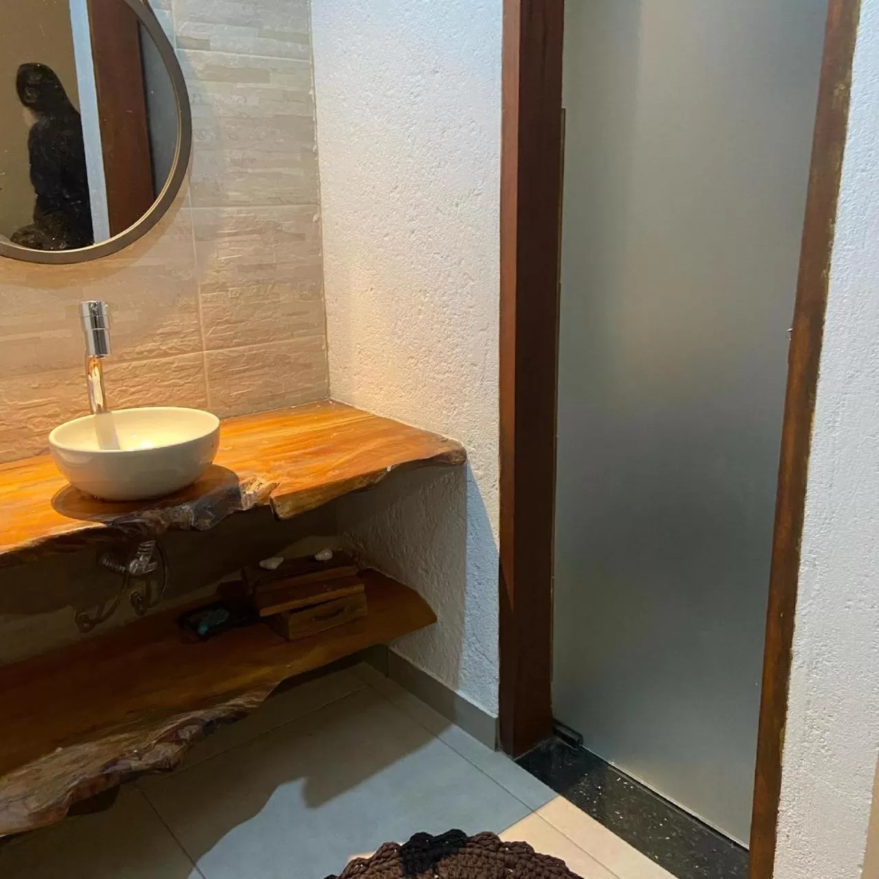 A Mi Manera Pousada , cerveja própria e Bistrô !