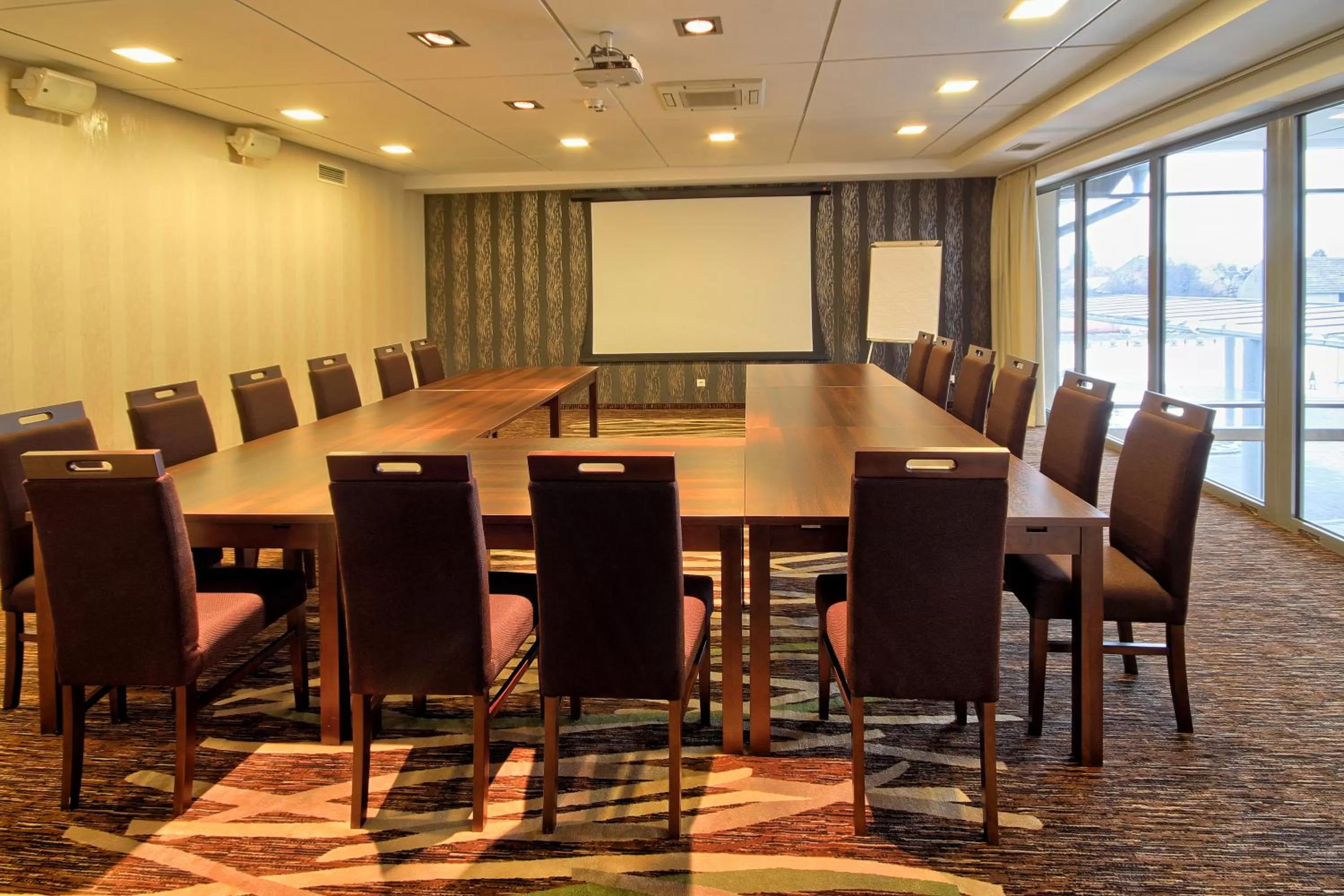 Business facilities in Hotel Arkas