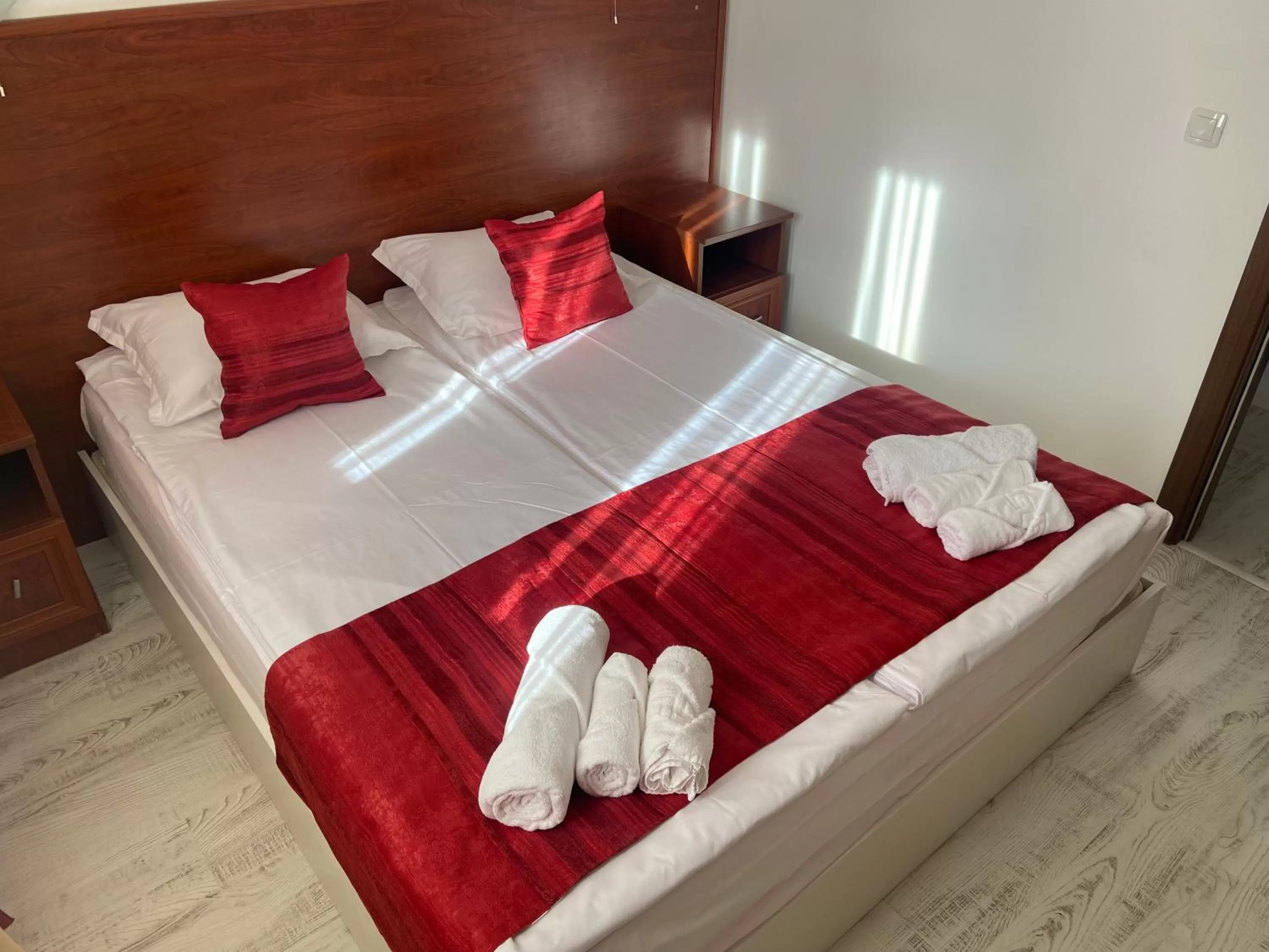 Bed in Ribarska Sreshta Family Hotel