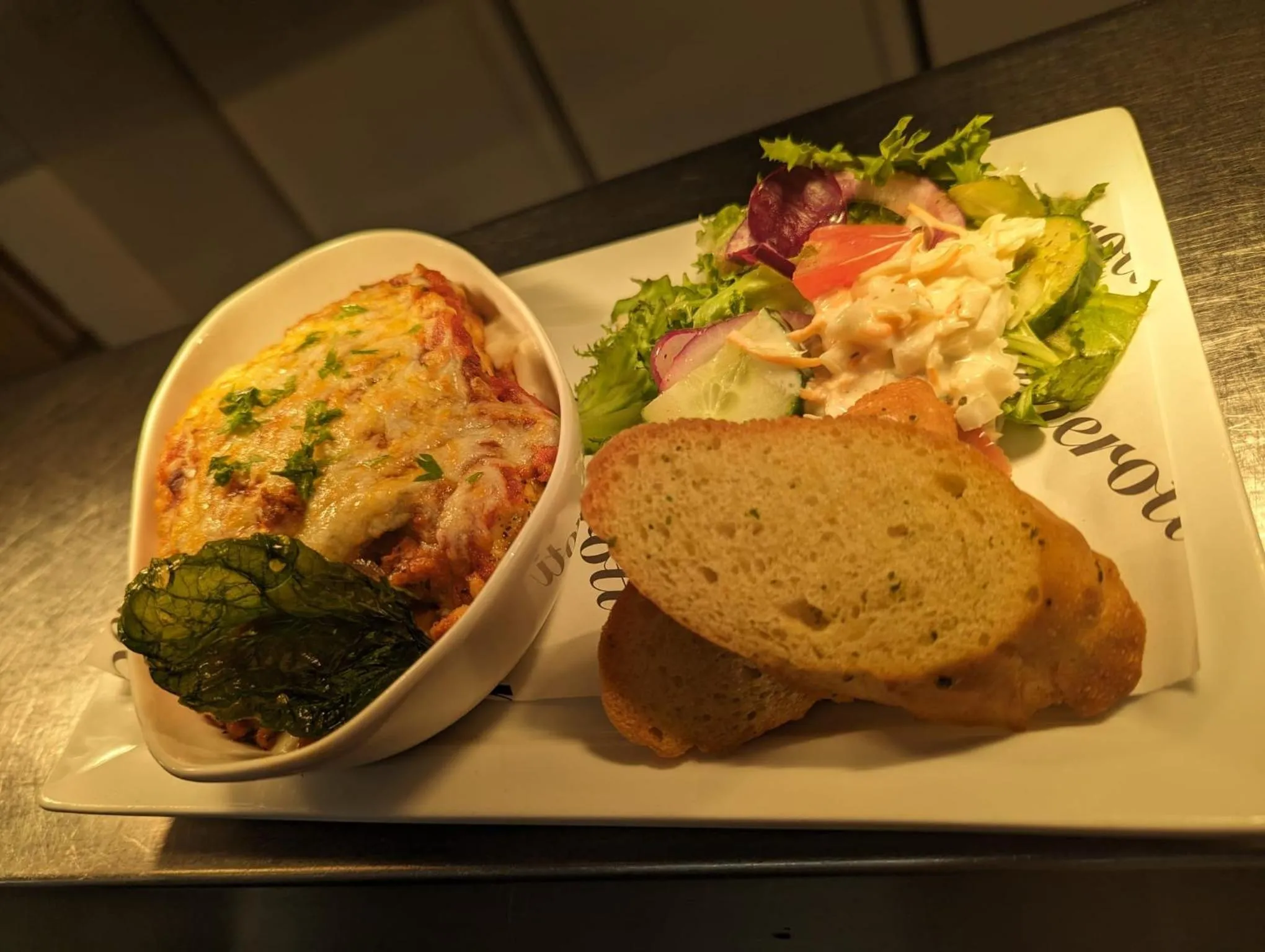 Restaurant/places to eat, Food in Devoncove Hotel Glasgow