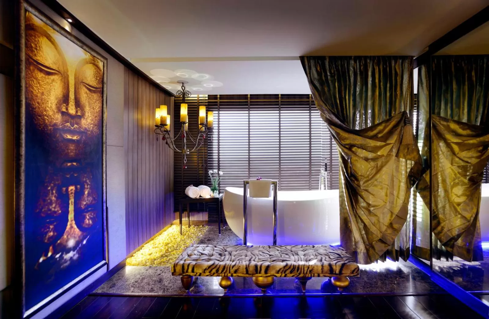 Bedroom, Bed in Radisson Blu Hotel MBD Ludhiana