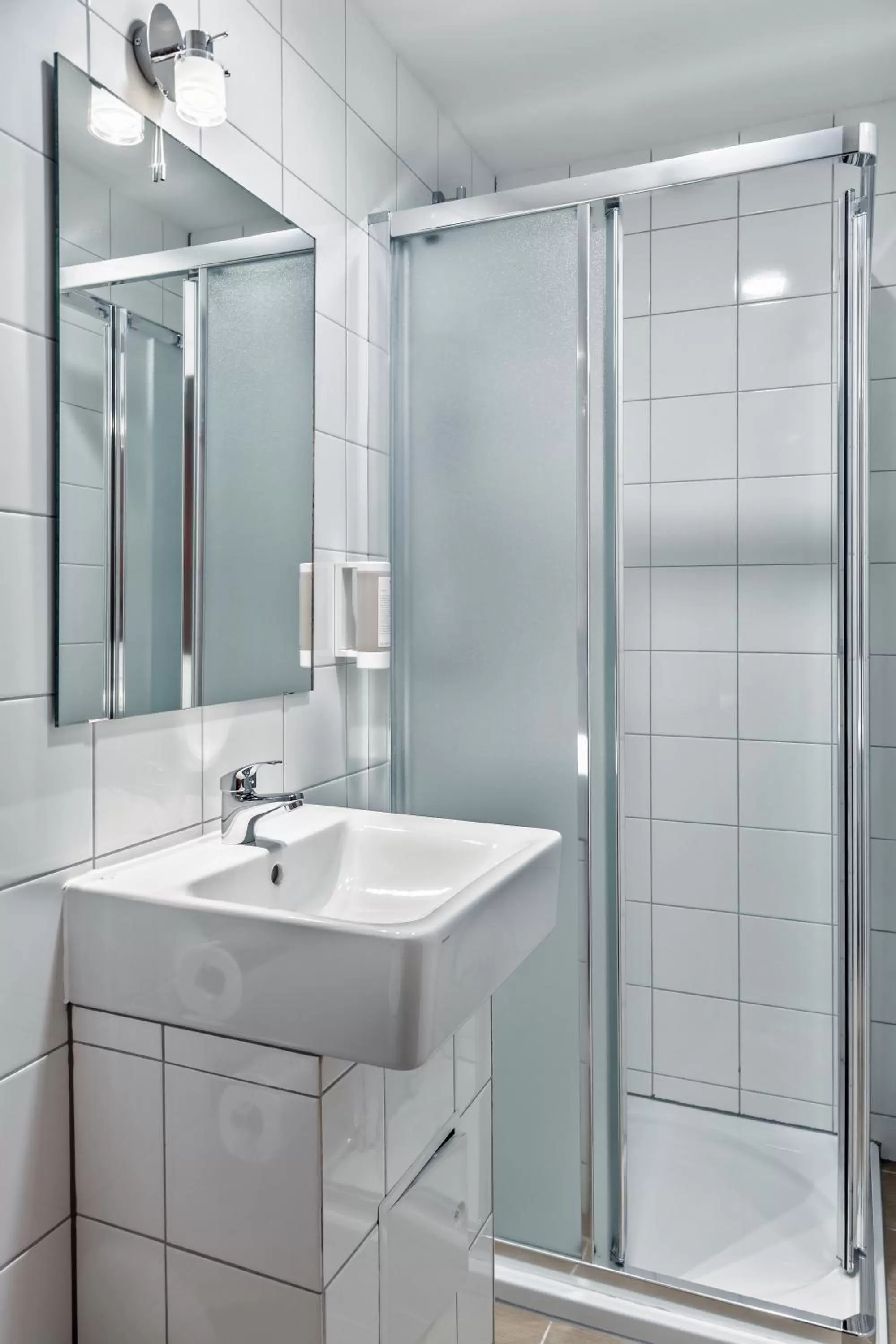 Bathroom in Augustus Hotel Bernkastel - Comfortable Budget Hotel