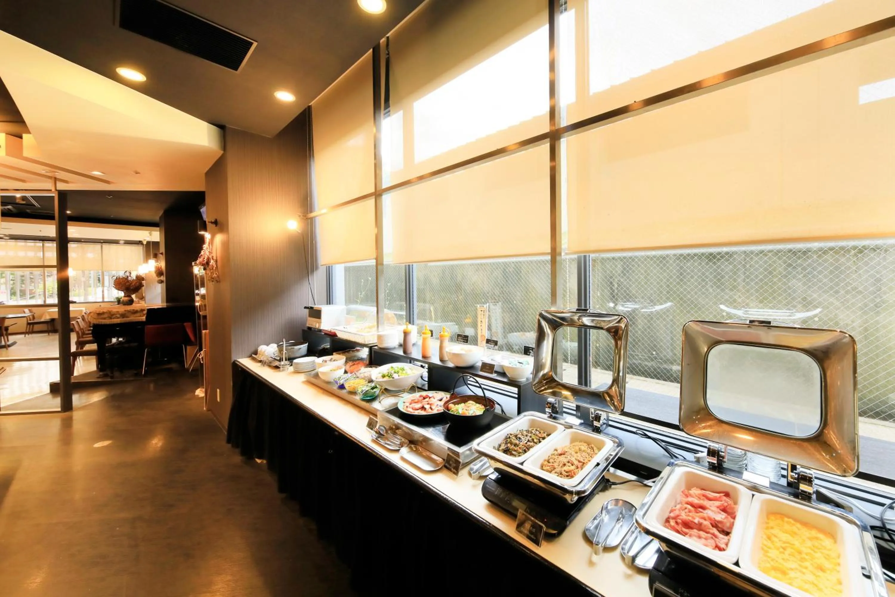 Buffet breakfast in Richmond Hotel Narita