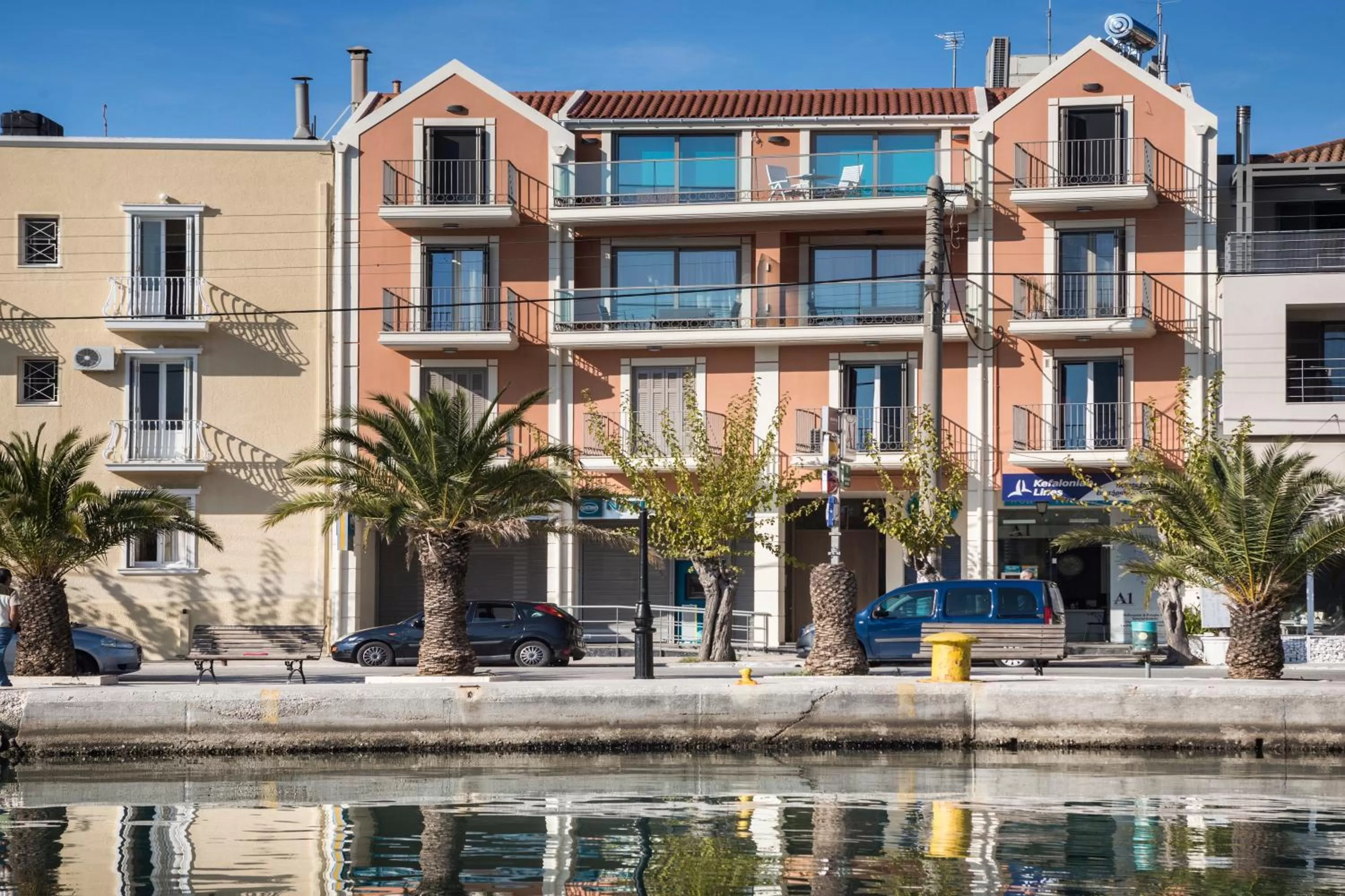 Property building in Argostoli Marina Suites