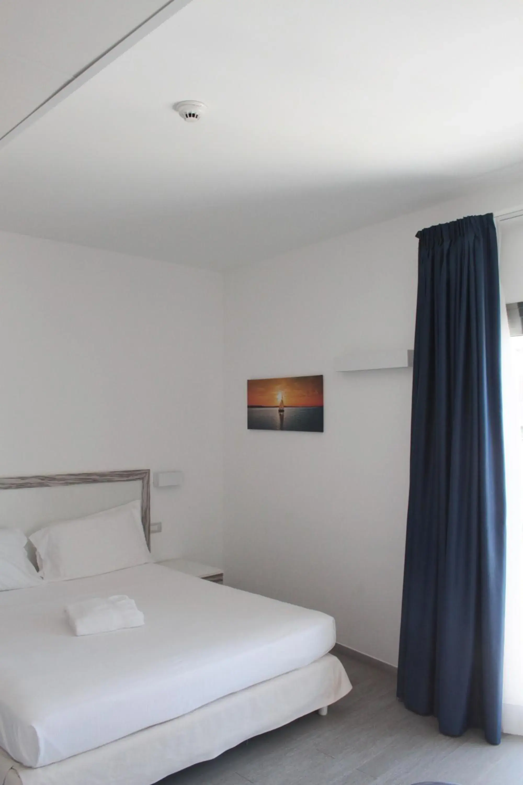 Standard Double Room with Balcony - single occupancy in Hotel Miramare Standard Double Room with Balcony - single occupancy in Hotel Miramare