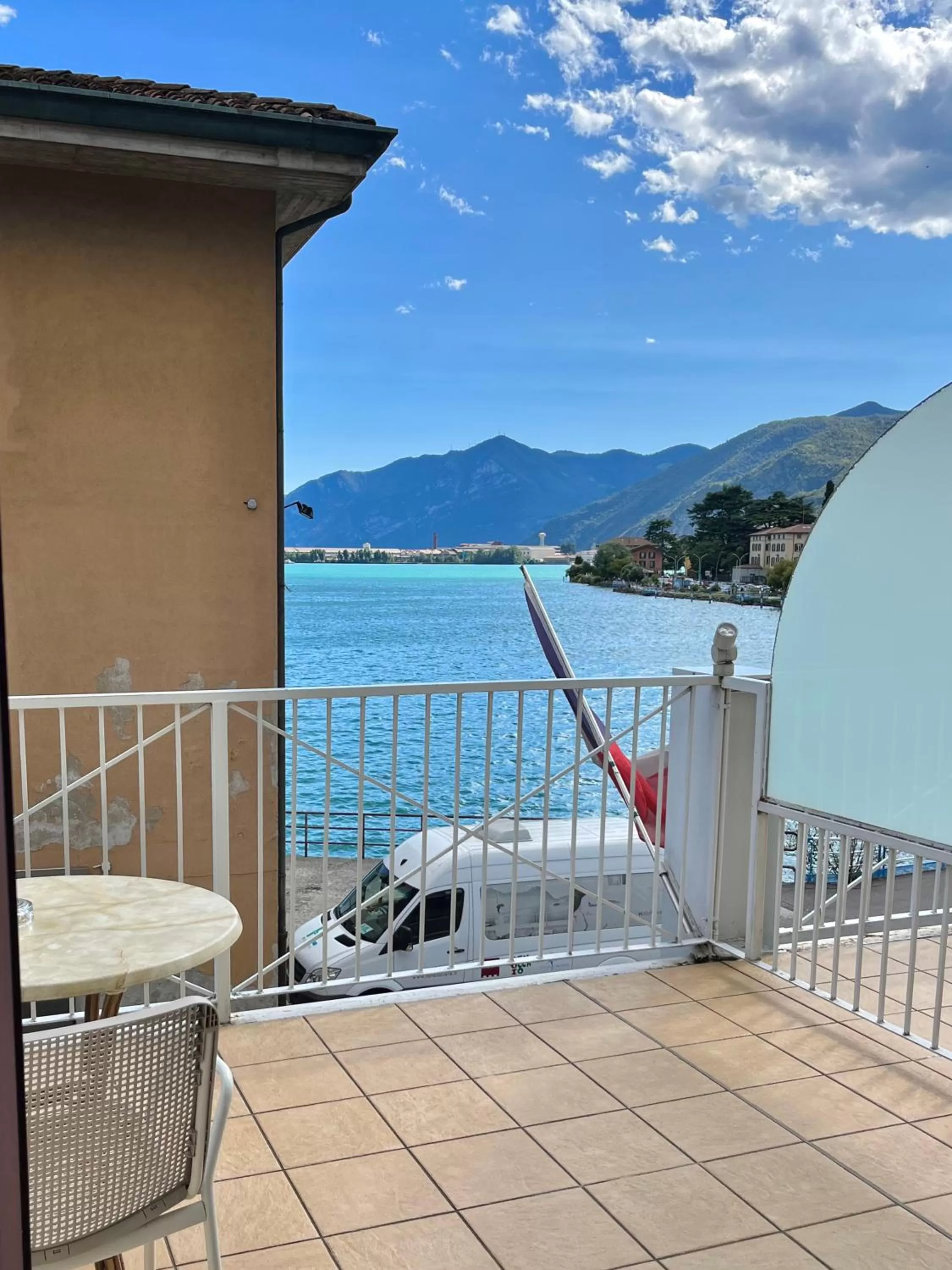 Natural landscape in Hotel Lovere Resort & Spa