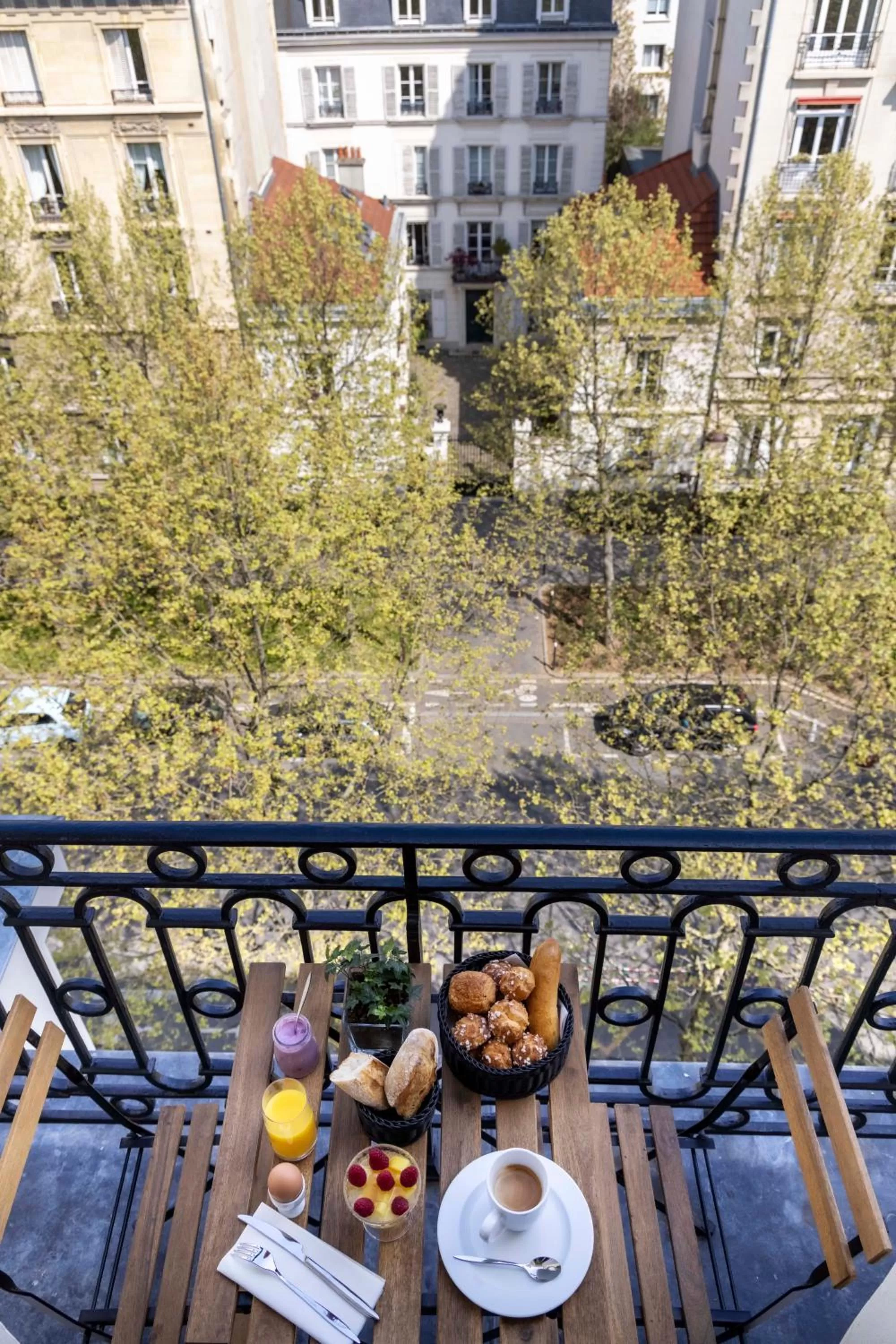 Balcony/Terrace in Hotel Le 37 Bis