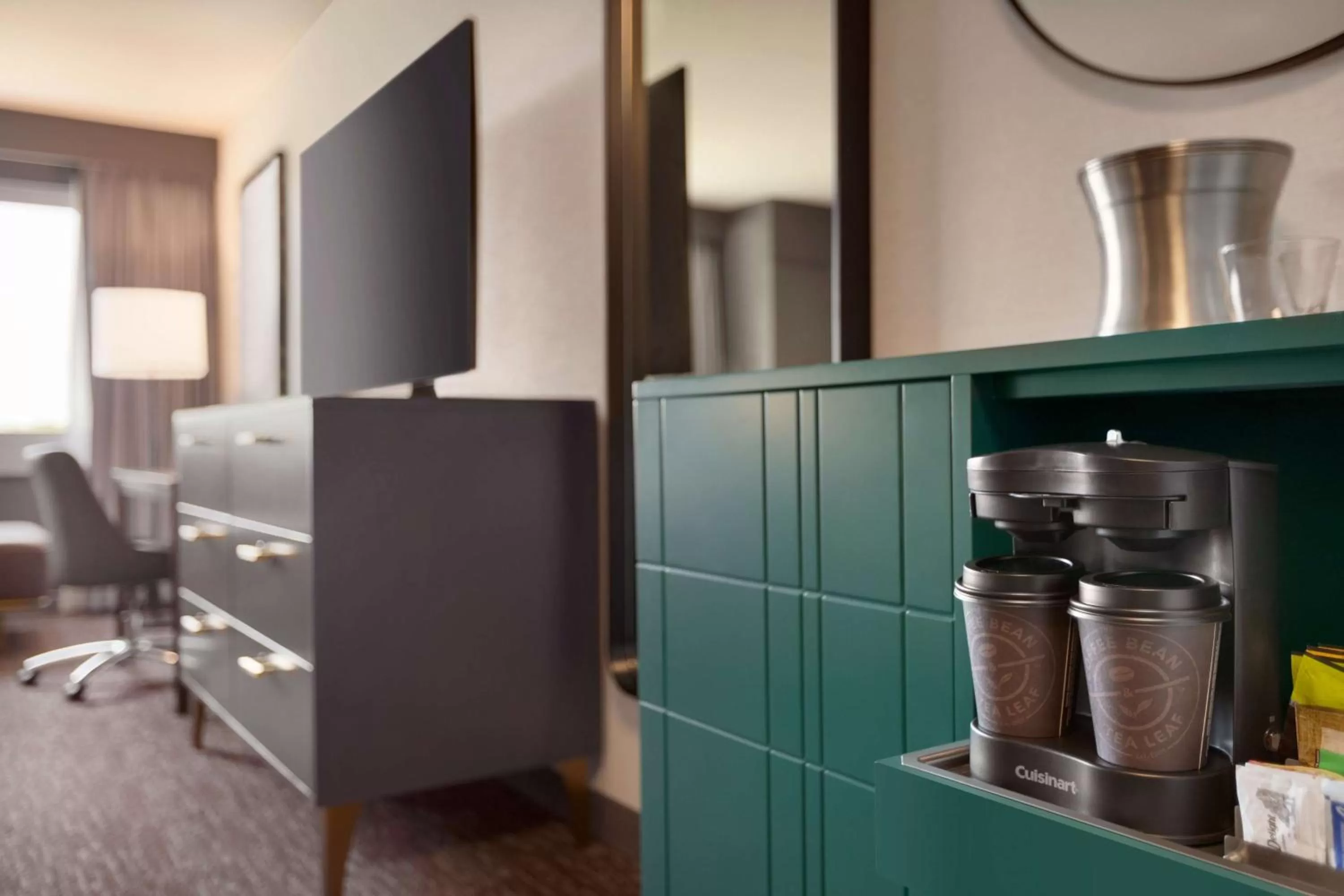 Bedroom in Hilton Baltimore BWI Airport