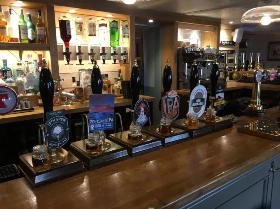 Restaurant/places to eat in Fishermans Tavern