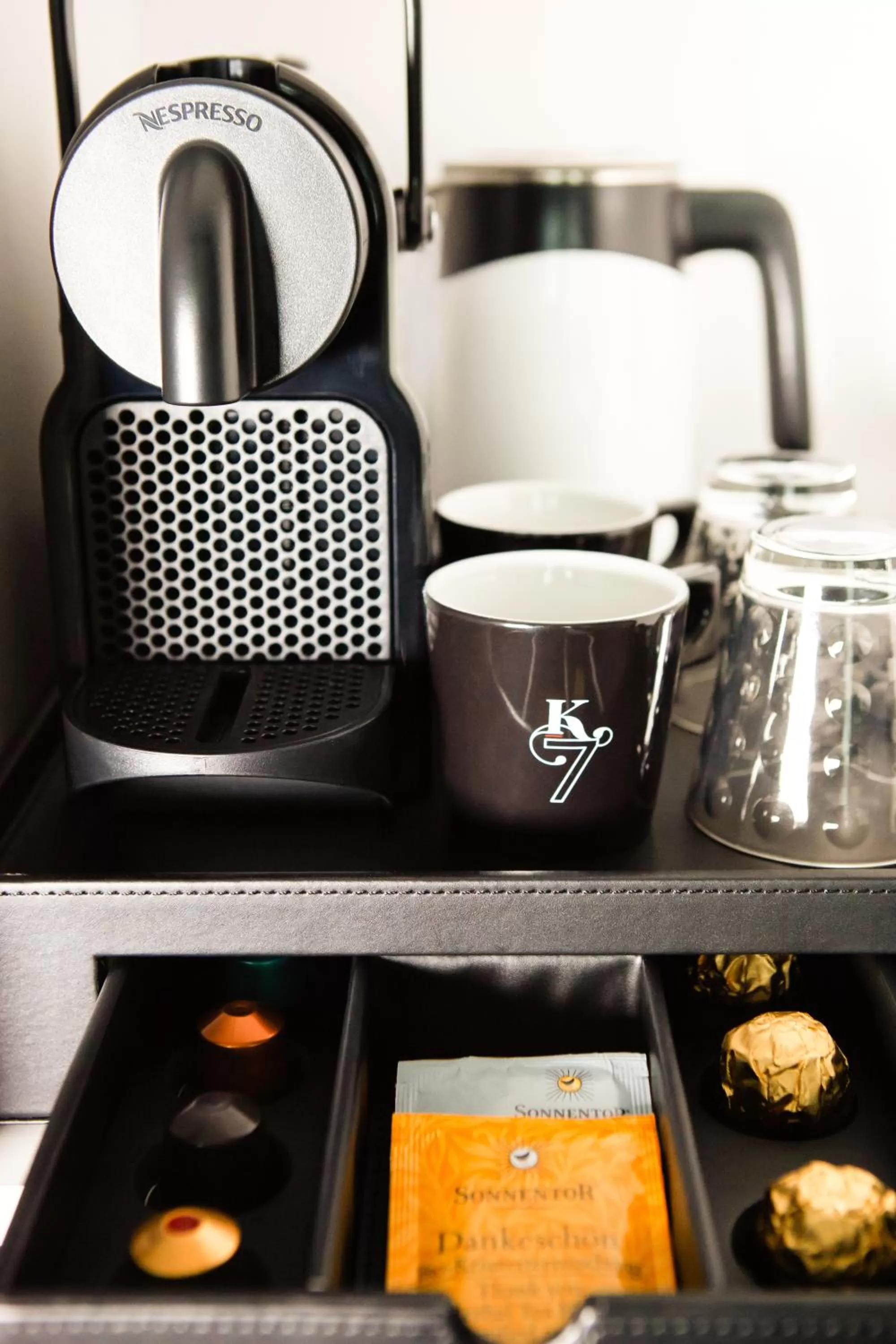 Coffee/tea facilities in Boutique Hotel K7