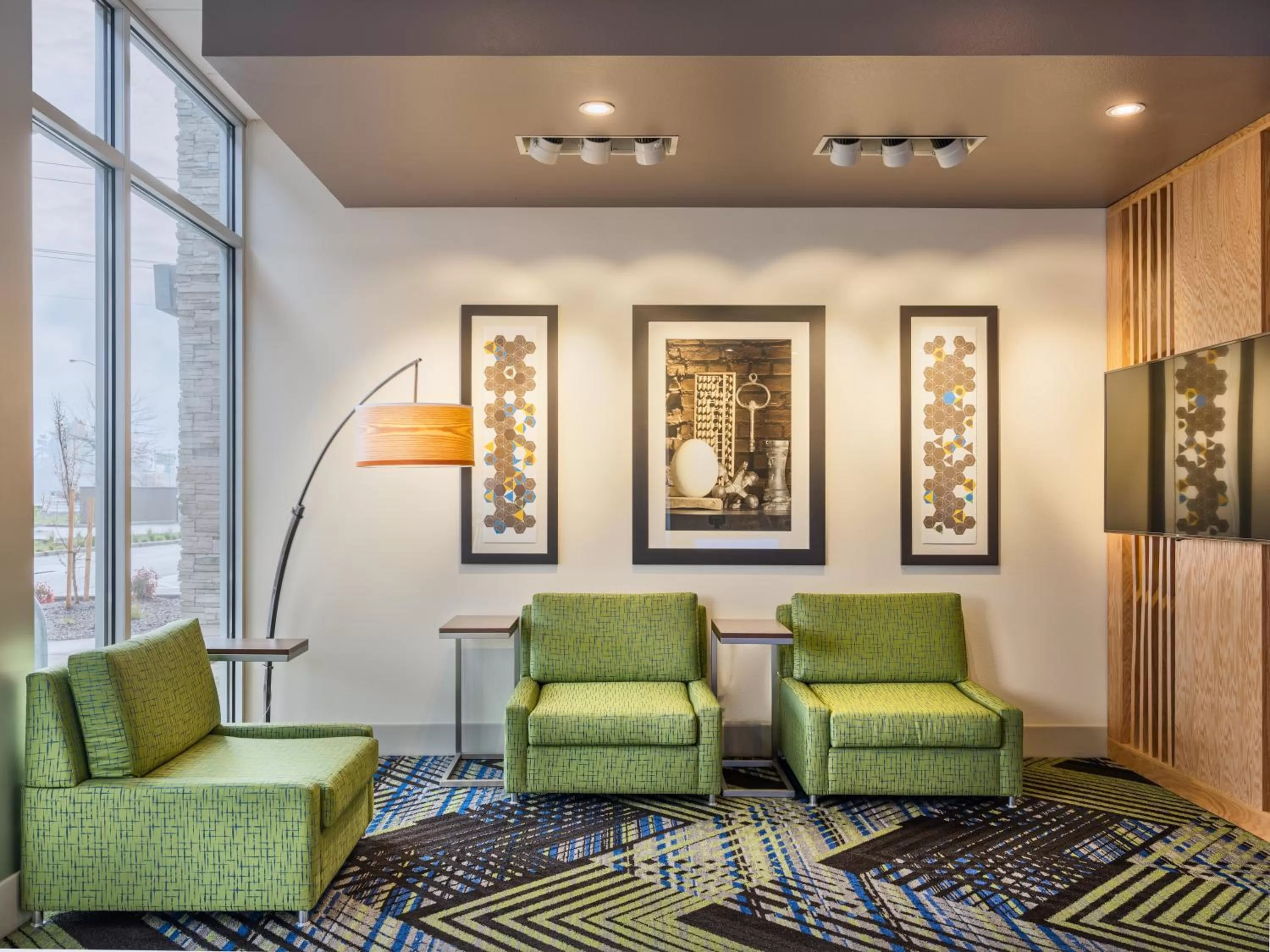 Property building in Holiday Inn Express & Suites Salem North - Keizer by IHG