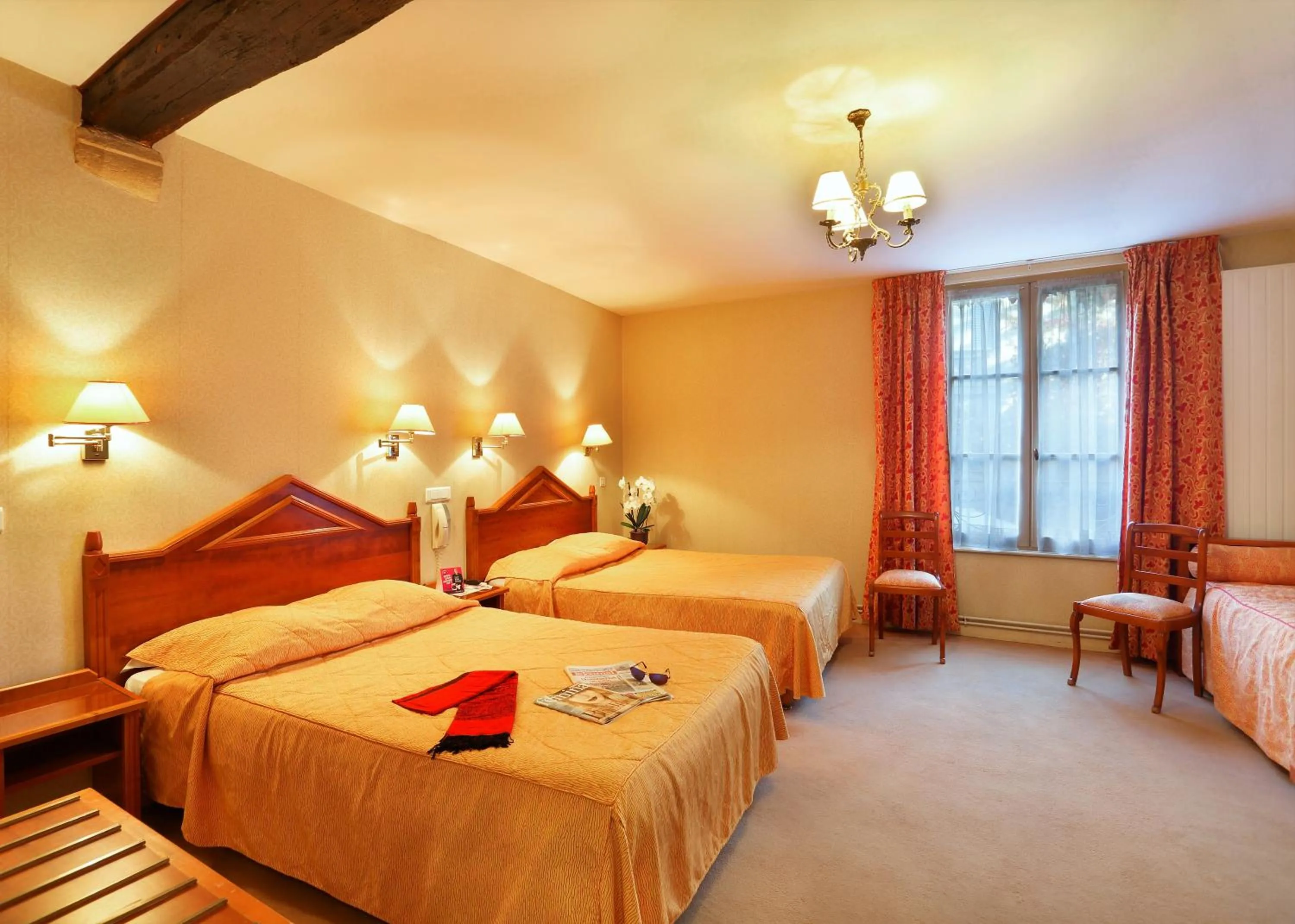 Hostellerie des Trois Pigeons, Paray-le-Monial