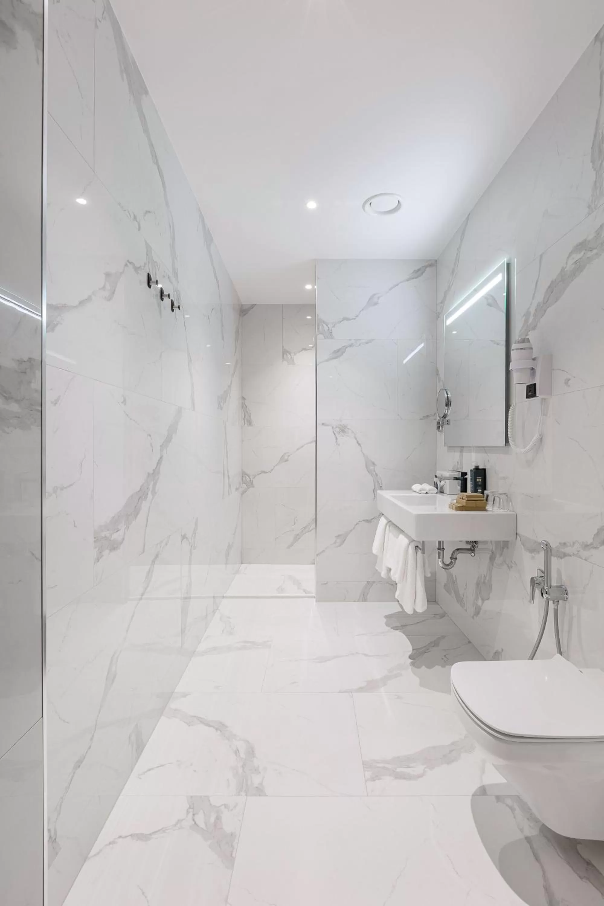 Shower in VICTORIA Hotel Klaipėda