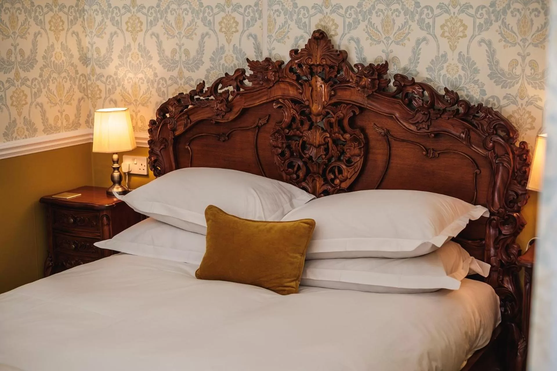 Bed in West Layton Manor