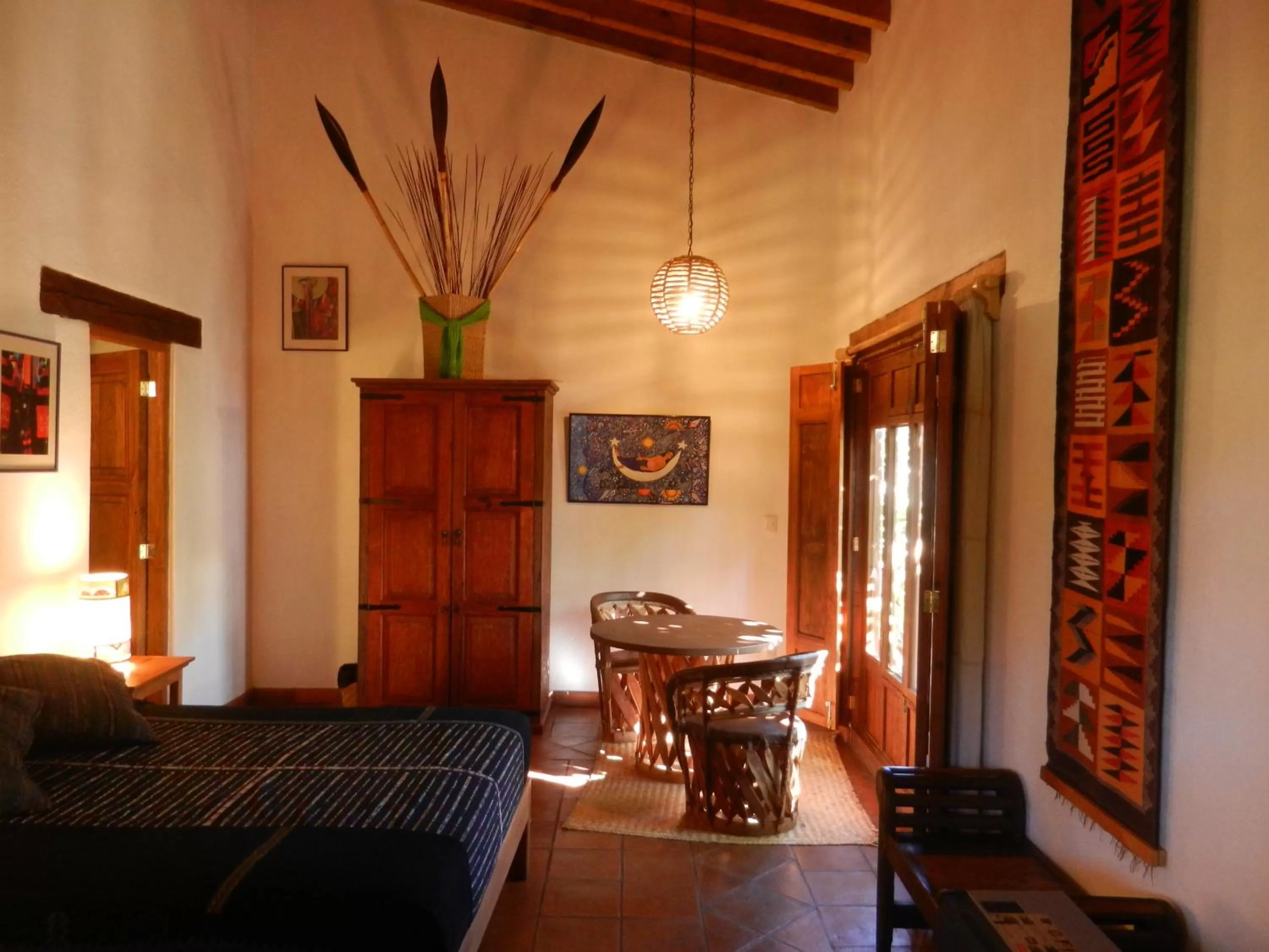 Photo of the whole room in Posada Yolihuani