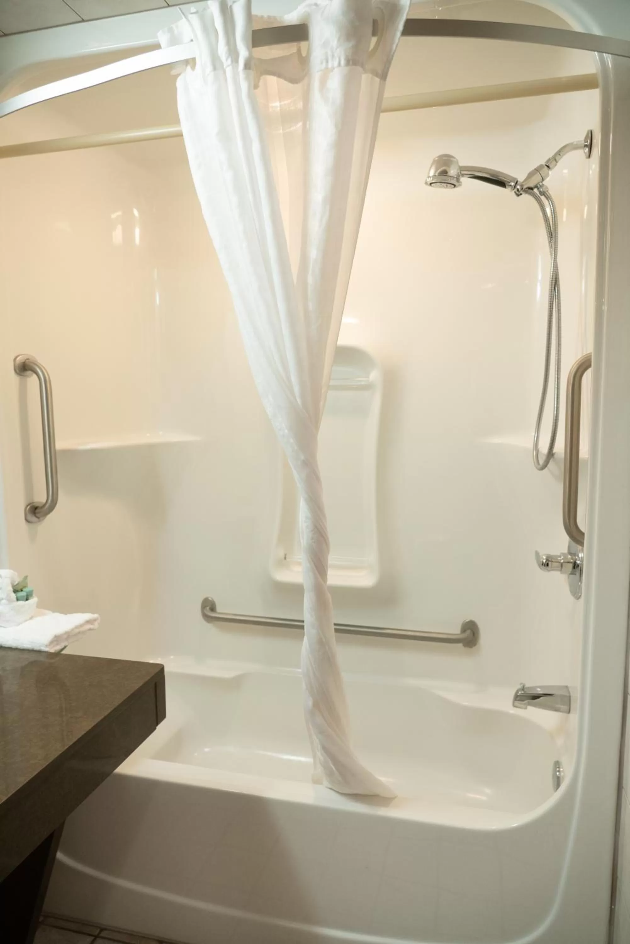 Bathroom in Pocaterra Inn & Waterslide