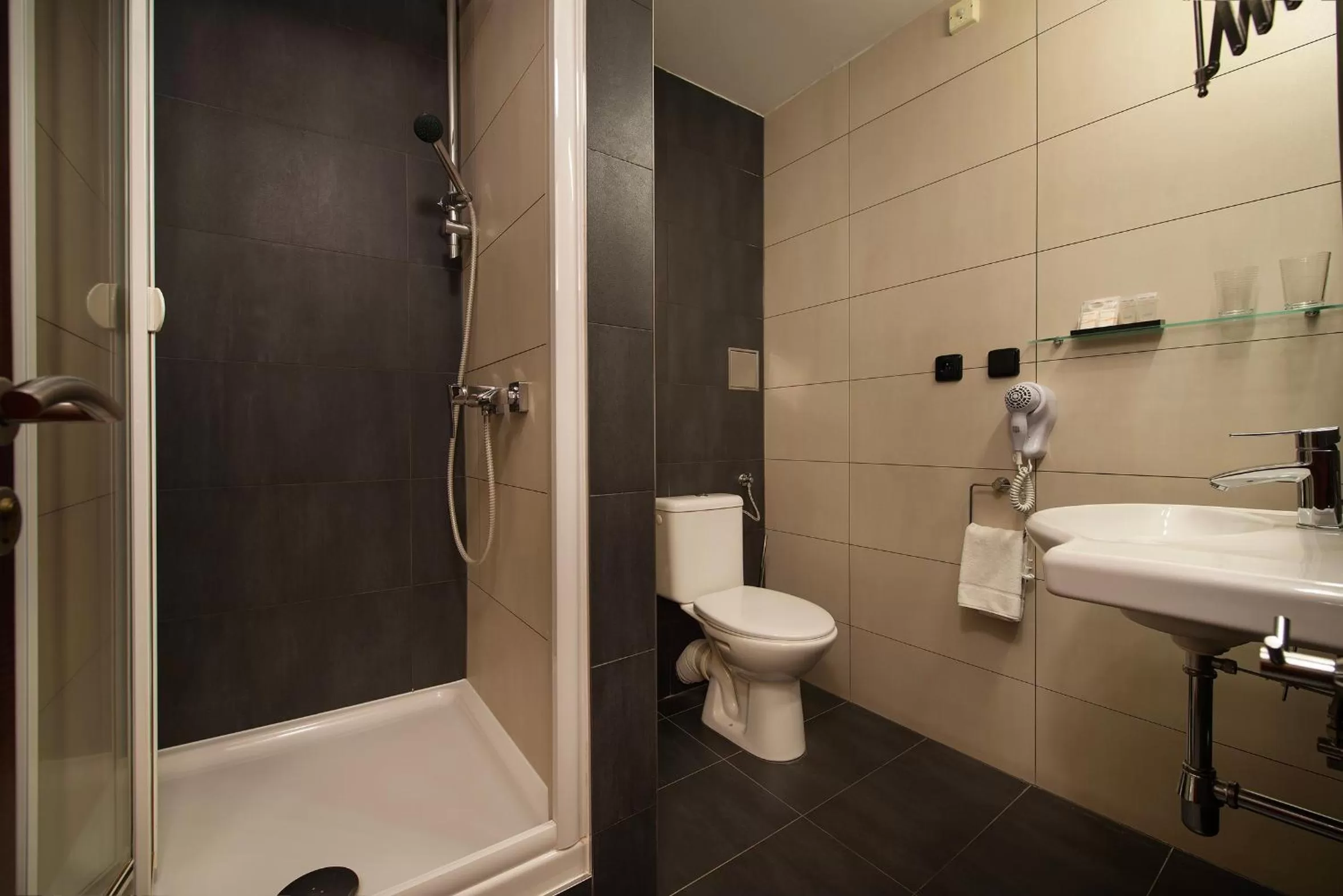 Shower in Parkhotel Morris Novy Bor
