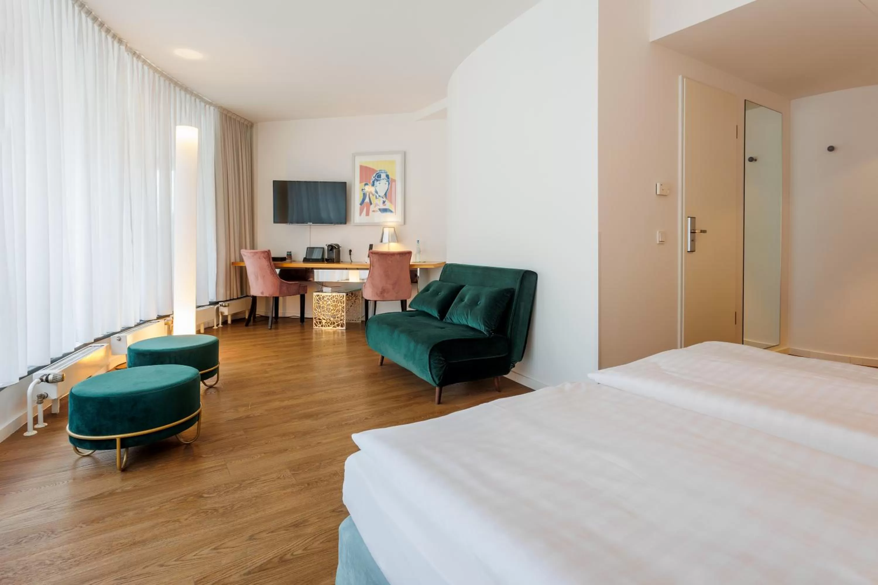 TV and multimedia, Bed in Art Hotel City Leipzig